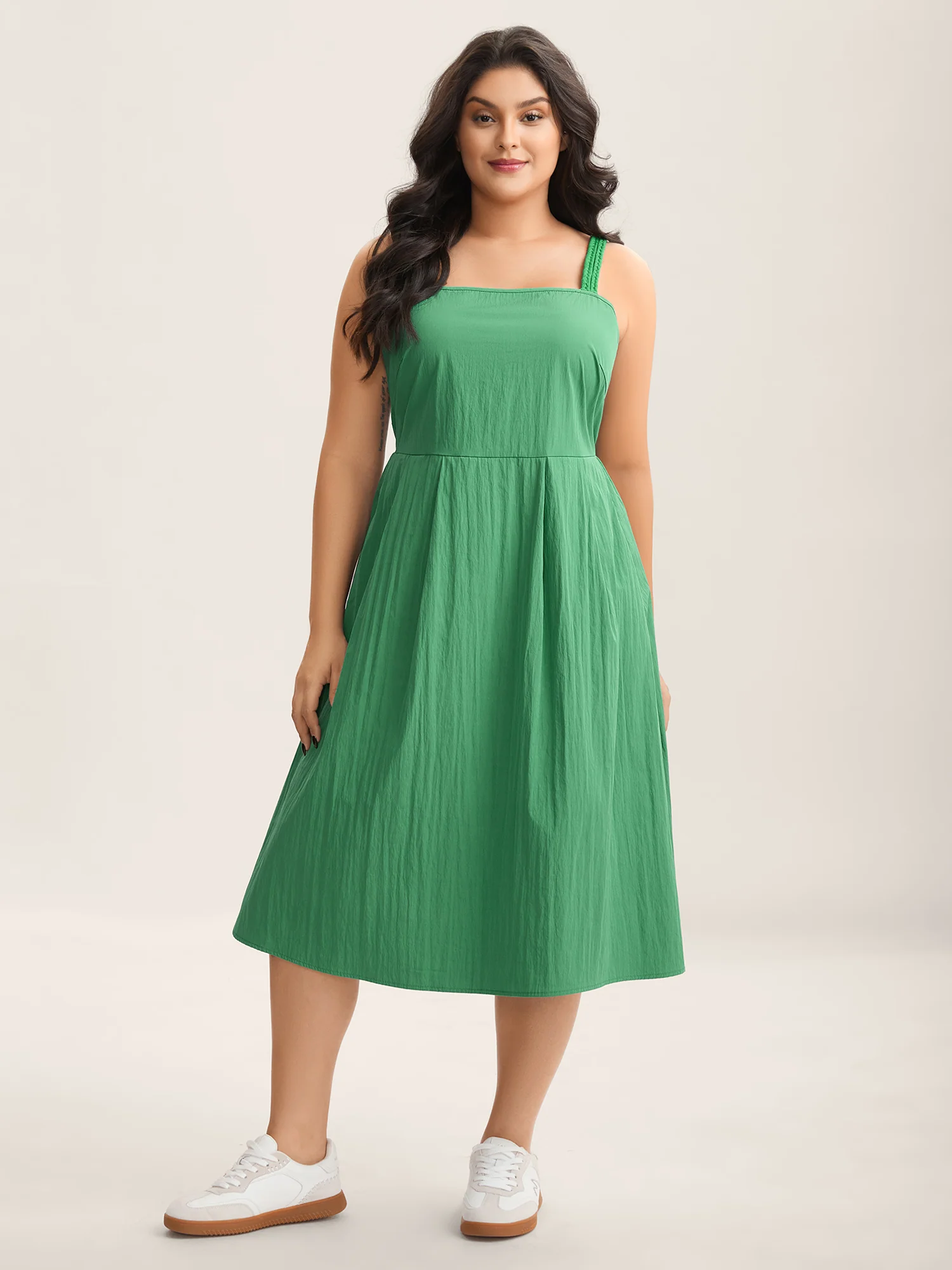 Solid Adjustable Straps Pockets Midi Dress