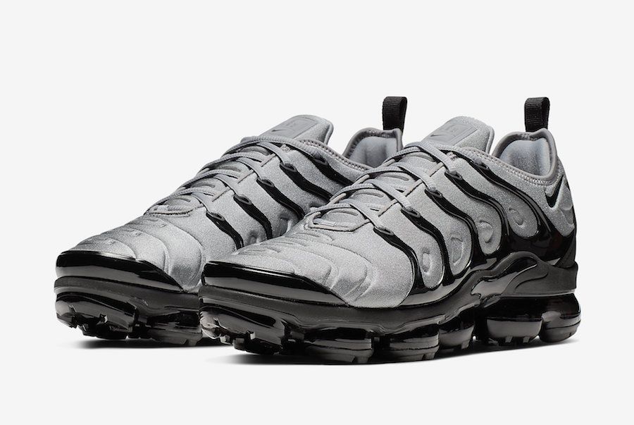VaporMax Solid Color Series