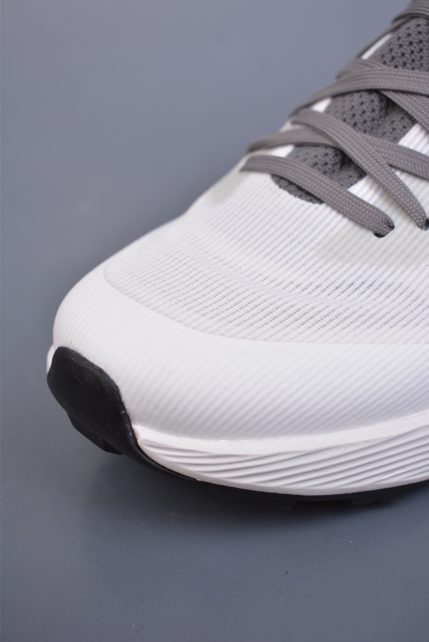 Arc'teryx Norvan SL 3 Running Shoes White Grey 077218