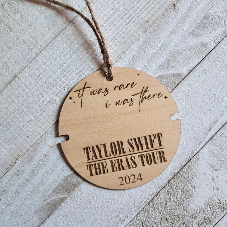 Friendship bracelet holder Ornament