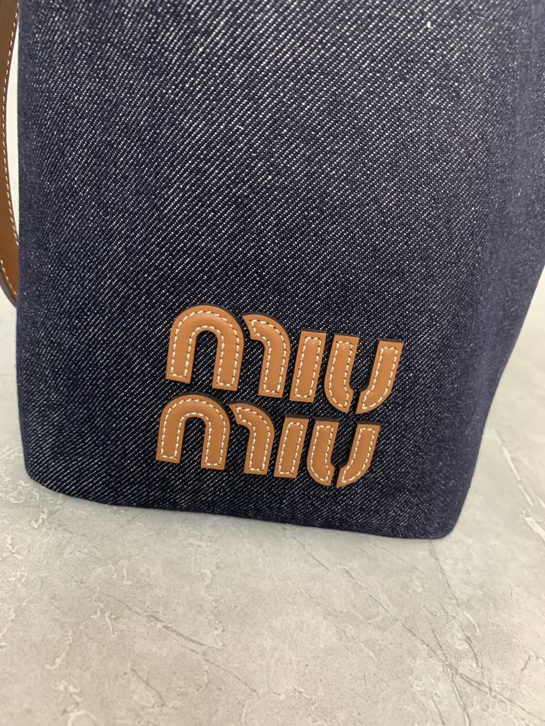 Miu Miu Bucket Bag 5BE090