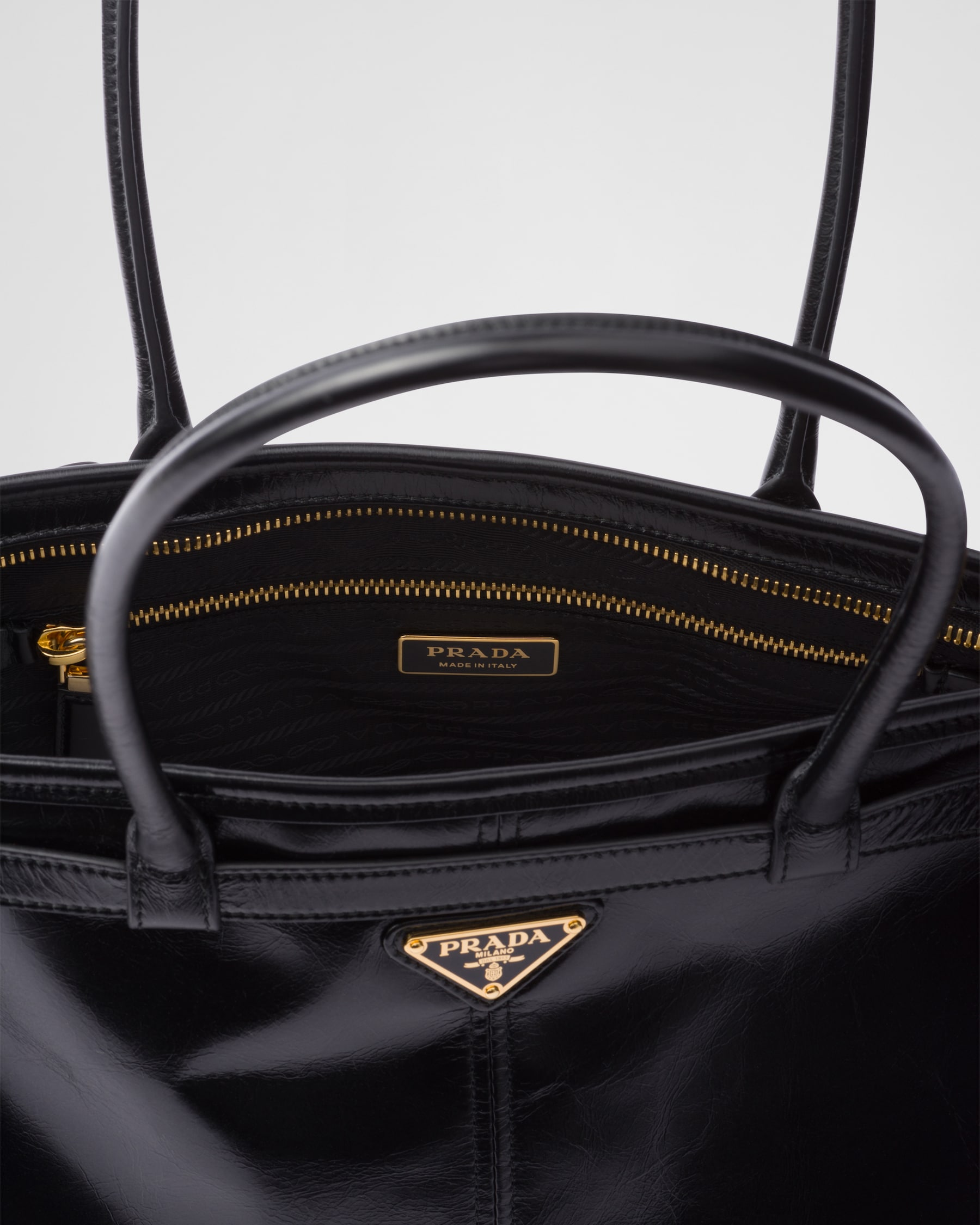 Prada Bonnie Large Leather Bag 1BA433_2CYR_F0002_V_MOO