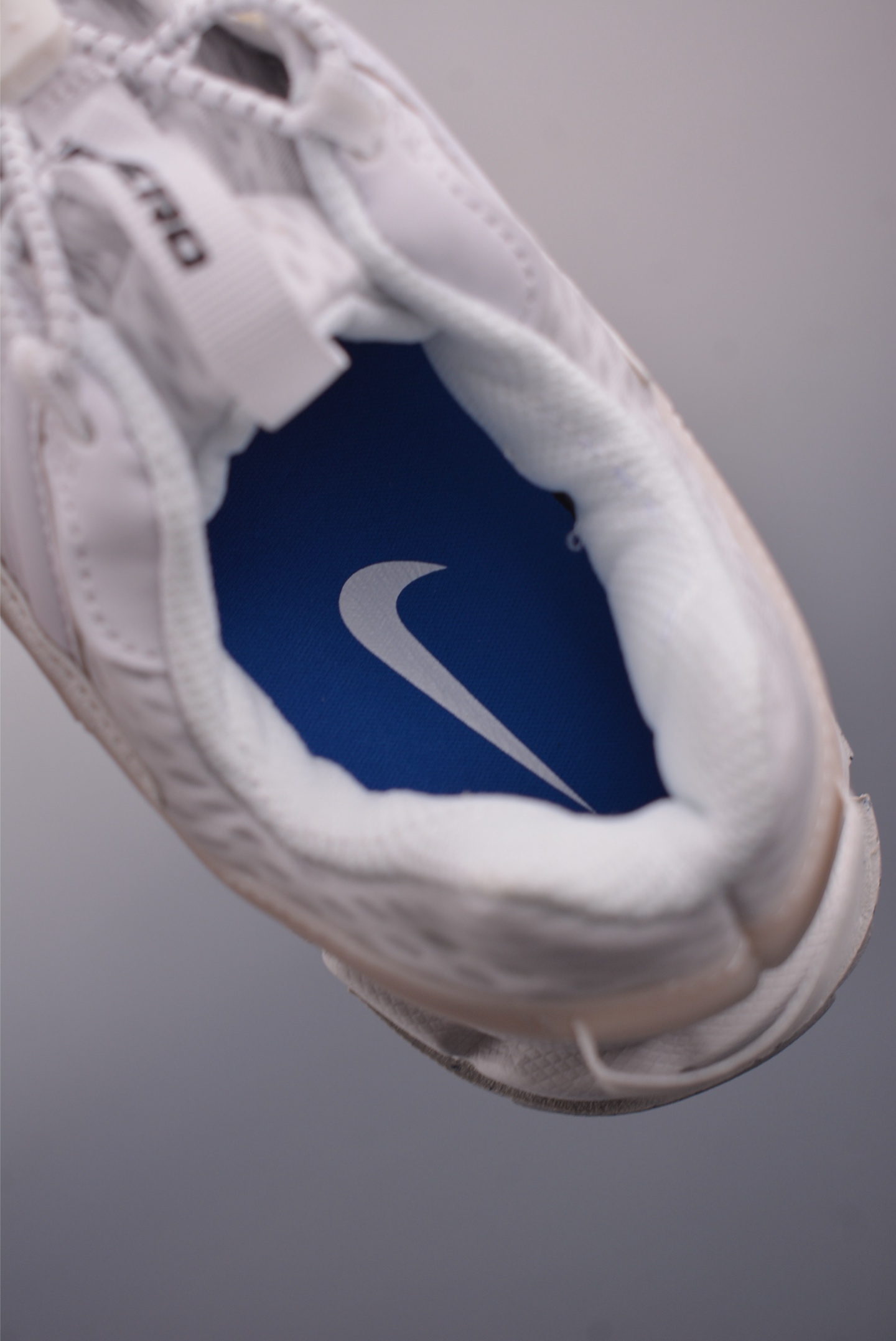 Nike Zoom Vomero Roam 5 Roam