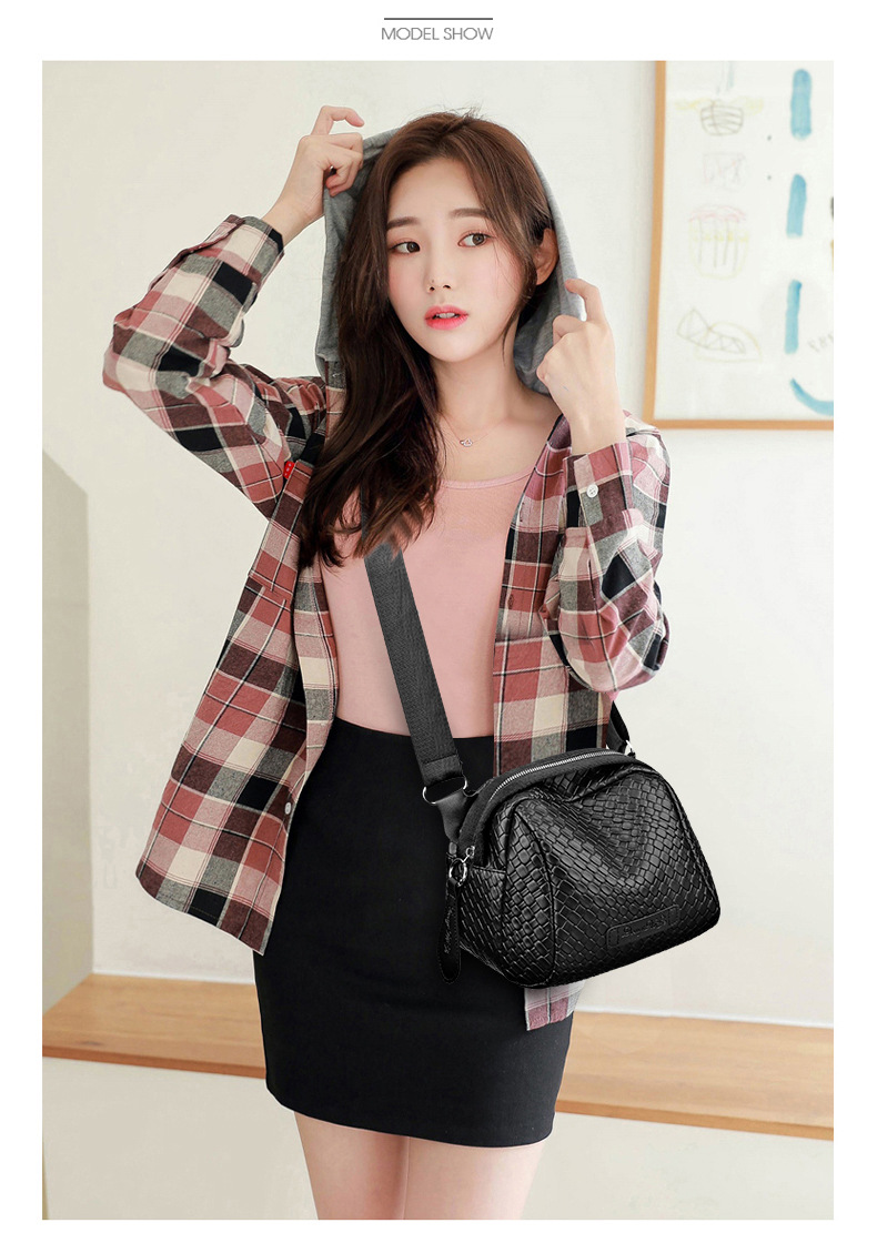 🔥Last Day 50% OFF🔥🌟Hand Weaving Large Capacity Cowhide Shell Bag👜