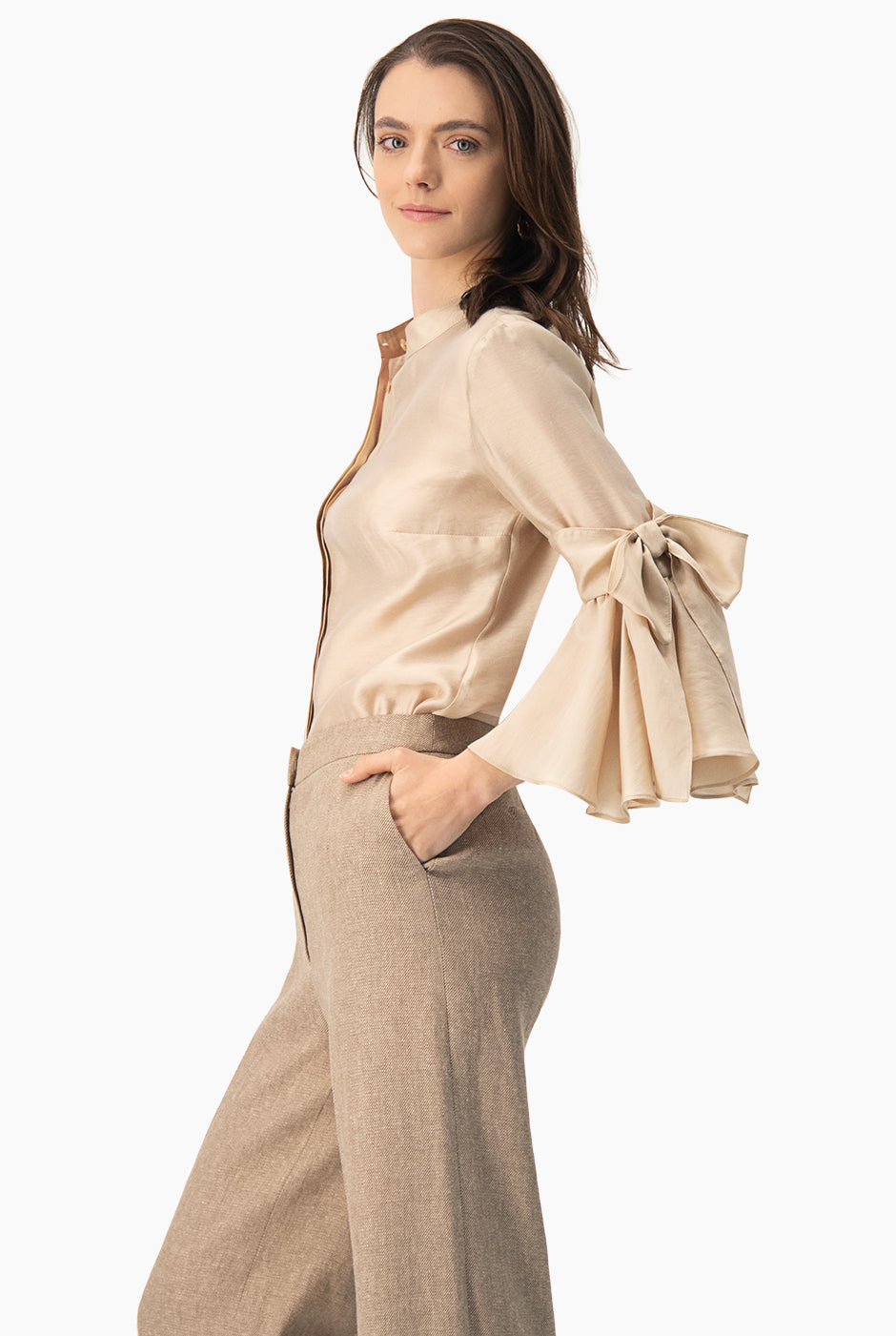 Blusa de manga larga con amarre