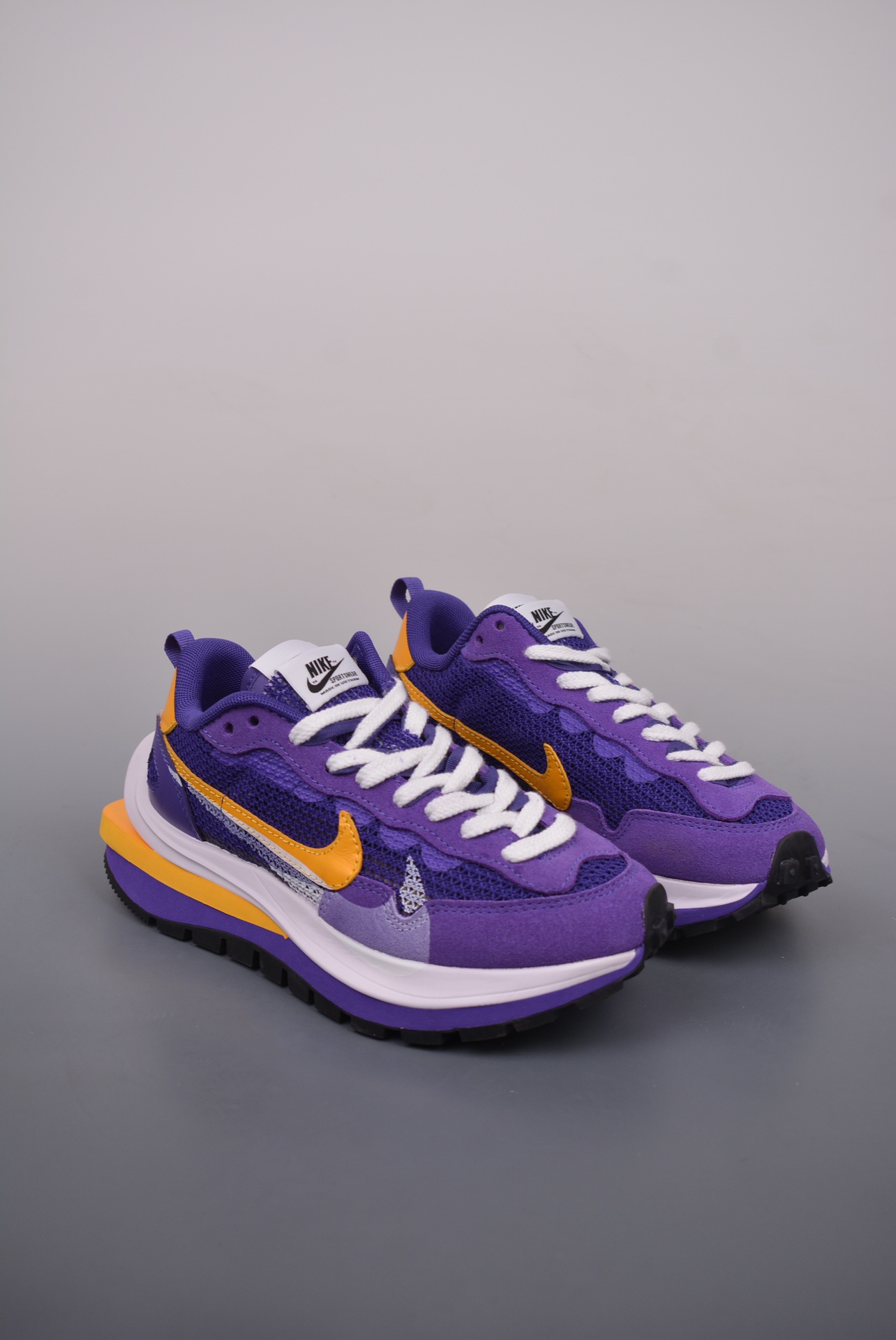 Sacai x Nike VaporWaffle 3.0 Laser Orange CV1363-103
