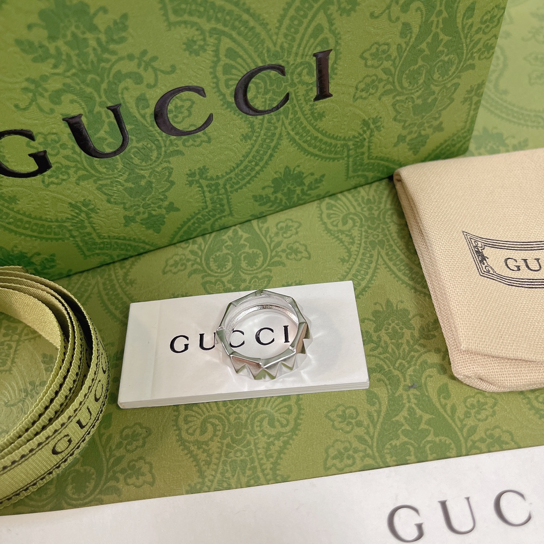 Gucci diamond ring