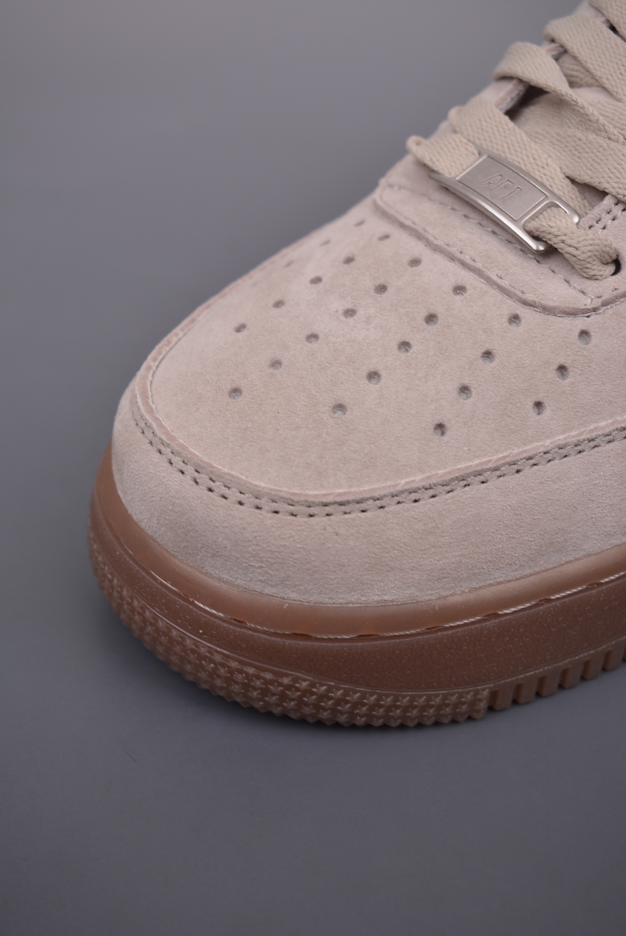 Reigning Champ x Nike Air Force 1 Low '07Dark GreyReflectiv AA1117-118