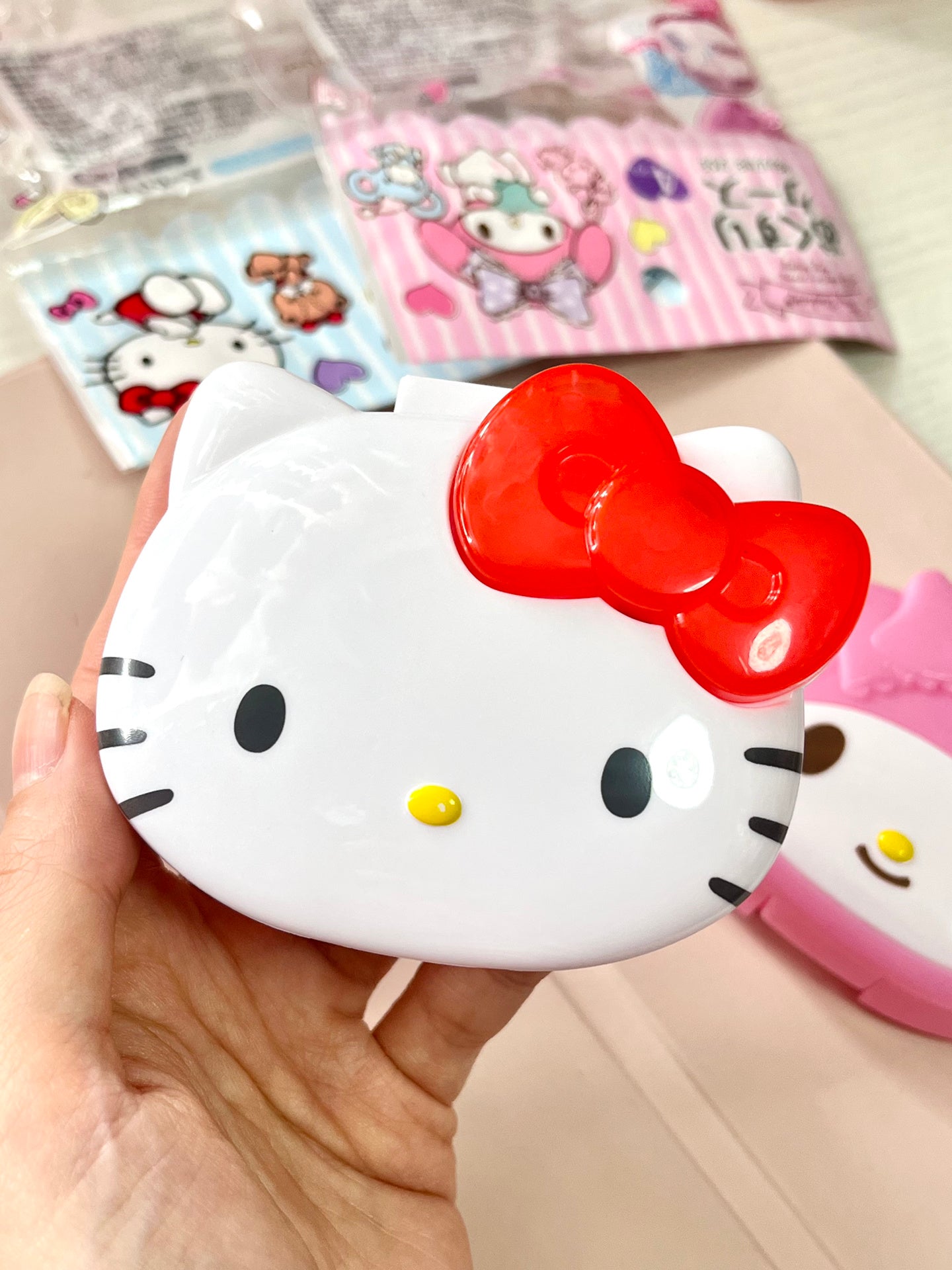 Sanrio Cute Pill Organizer-Pill Boxes for Travel Pill case Vitamins Fish Oil Supplements, Medication Organizer Dispenser for Fish Oils, Vitamin Holder Supplement