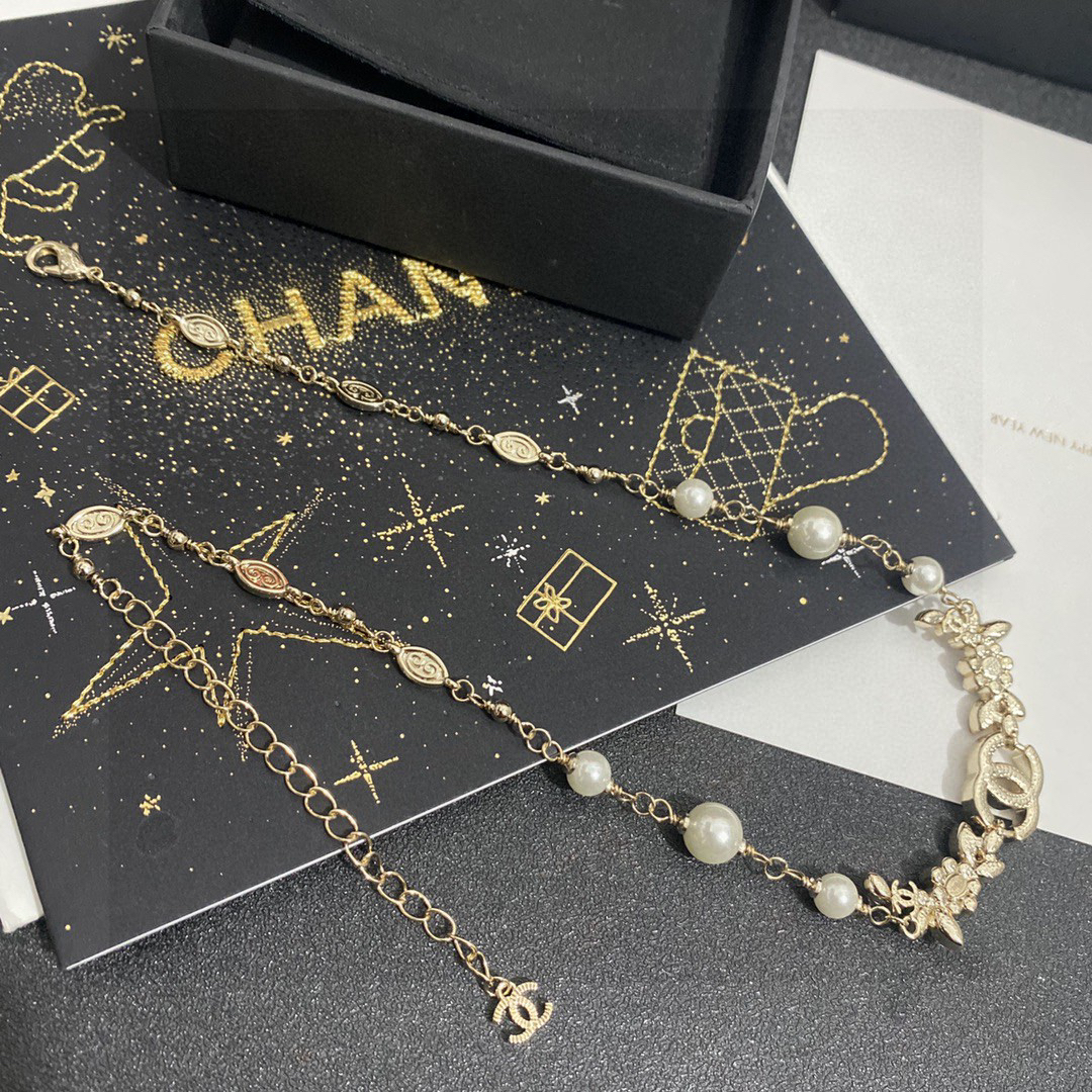 Chanel pearl and diamond necklace