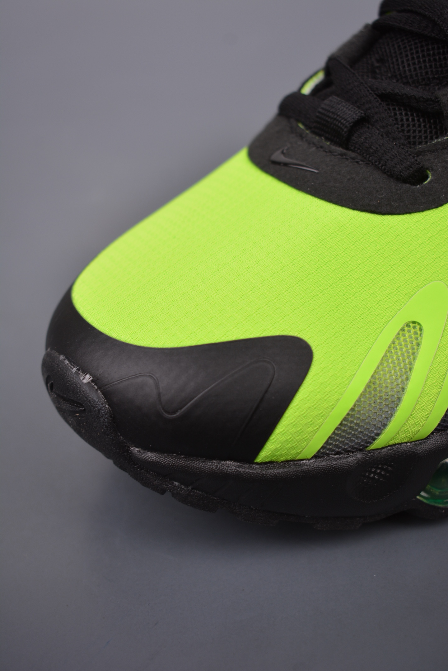 Nike Air Max DN8 Black Fluorescent Green FQ7860-017