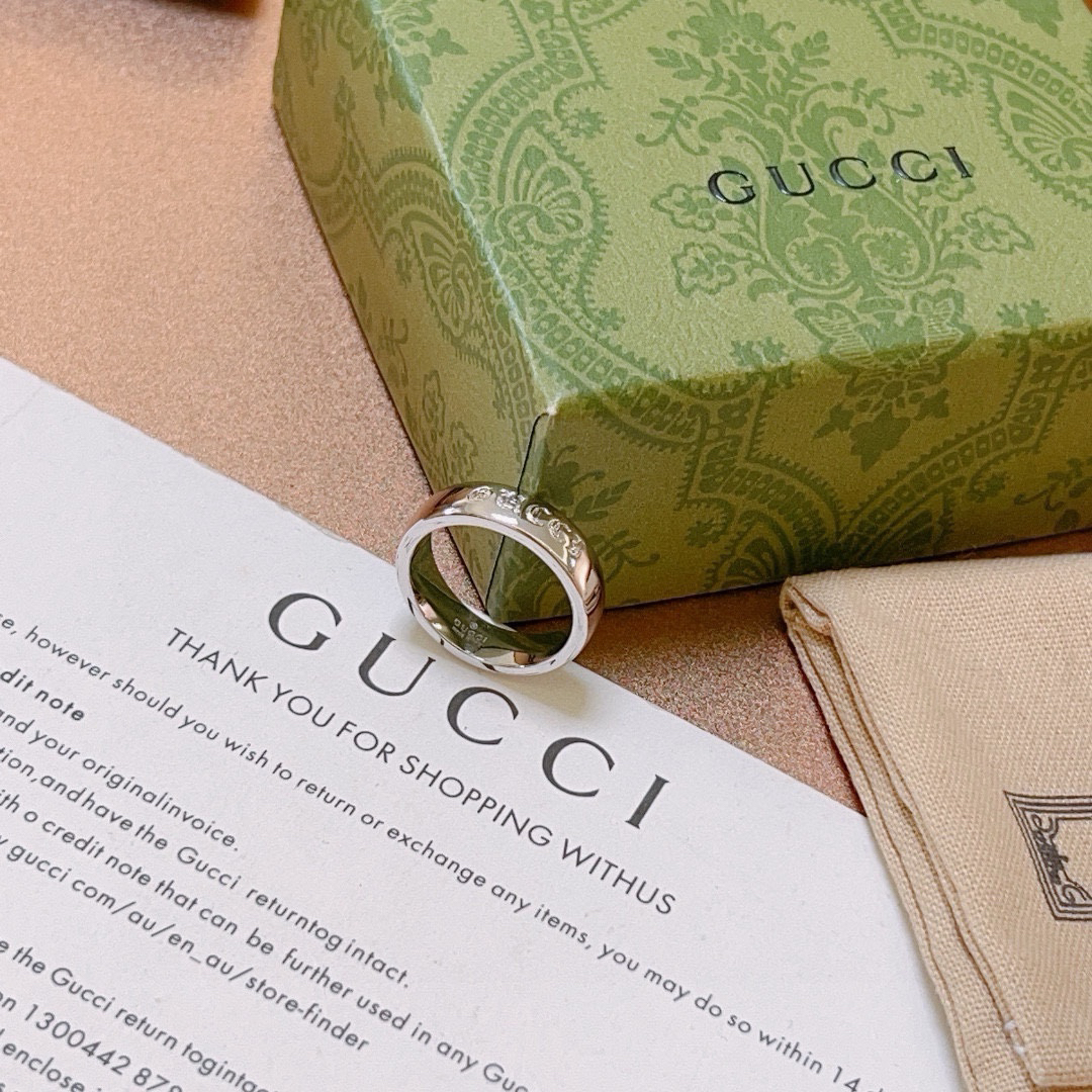 GUCCI font engraving ring