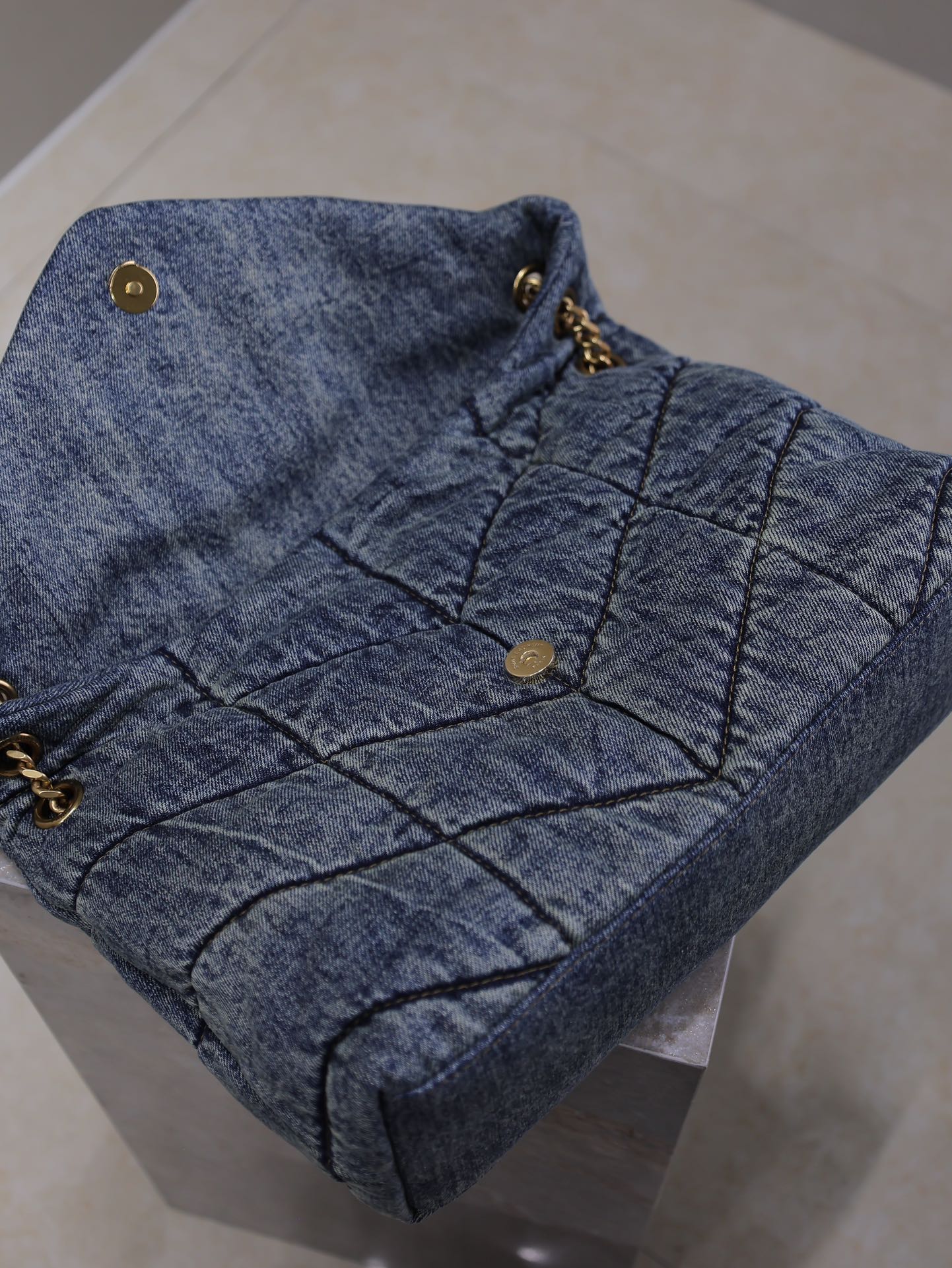Yves Saint Laurent Loulou ffer denim bag 577475