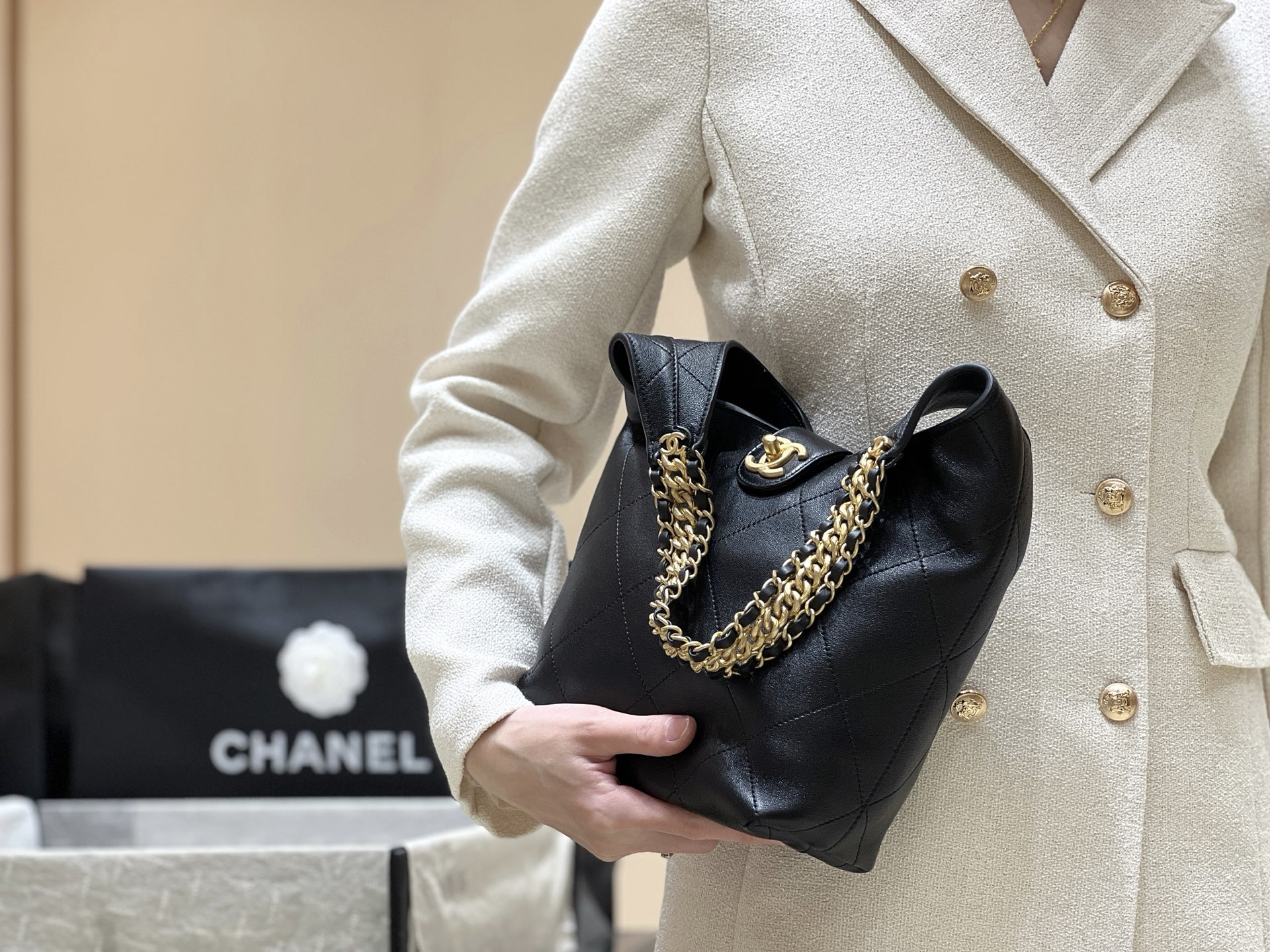 Chanel 25P Spring/Summer Preview Series Hono Hippie Bag AS5403