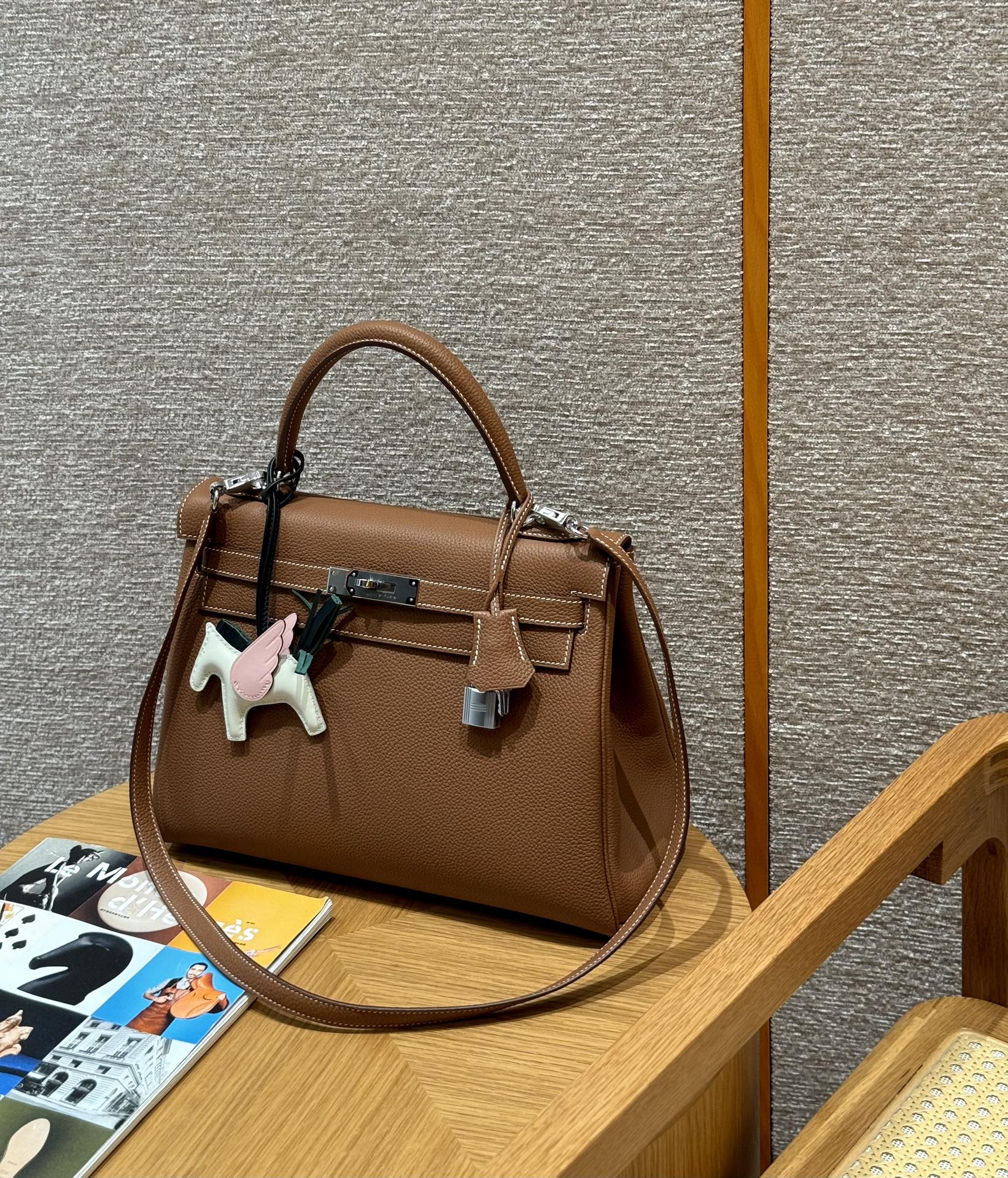 Hermès Kelly 37gold handbag (handmade to order)