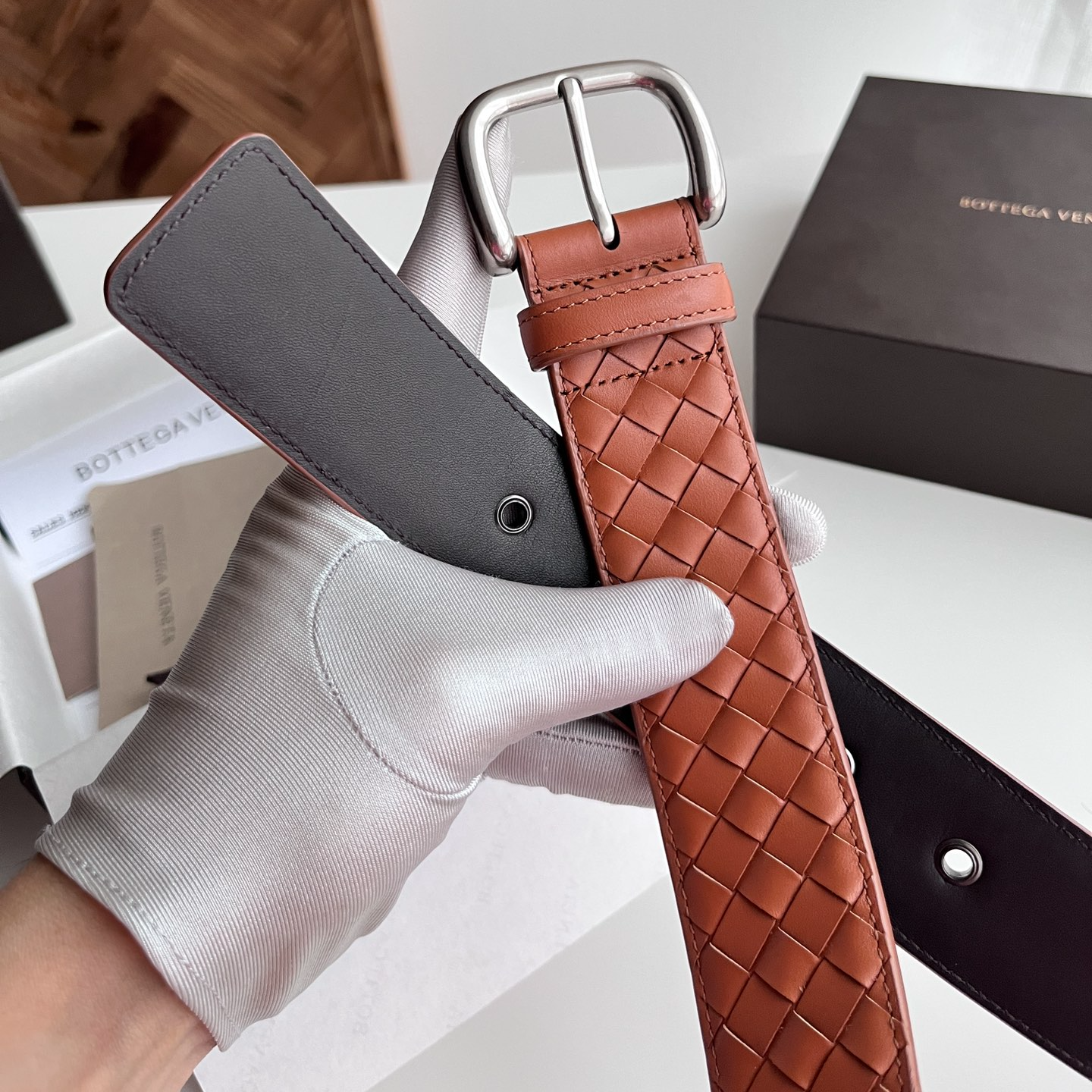 Bottega Veneta intreccio woven cowhide double-sided belt width 4.0cm