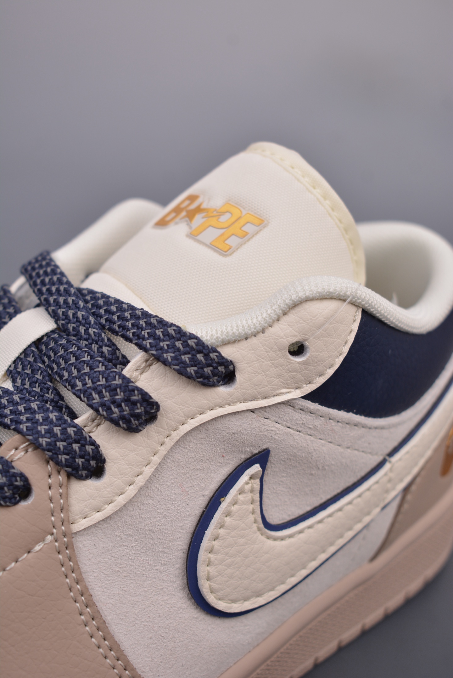 Nike Jordan Air Jordan 1 Ape Head Collaboration XF8698-036