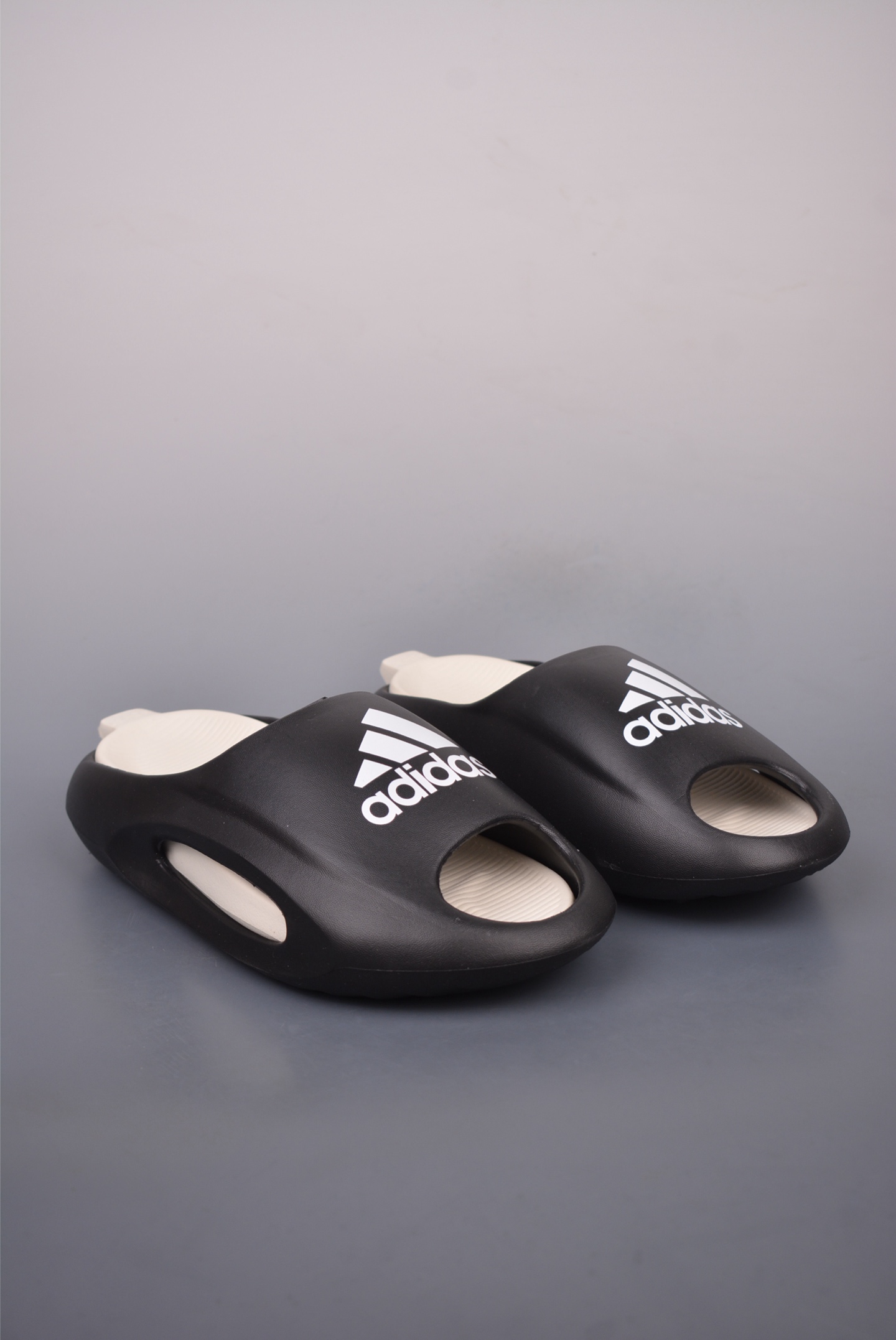 Adidas Superstar Slippers