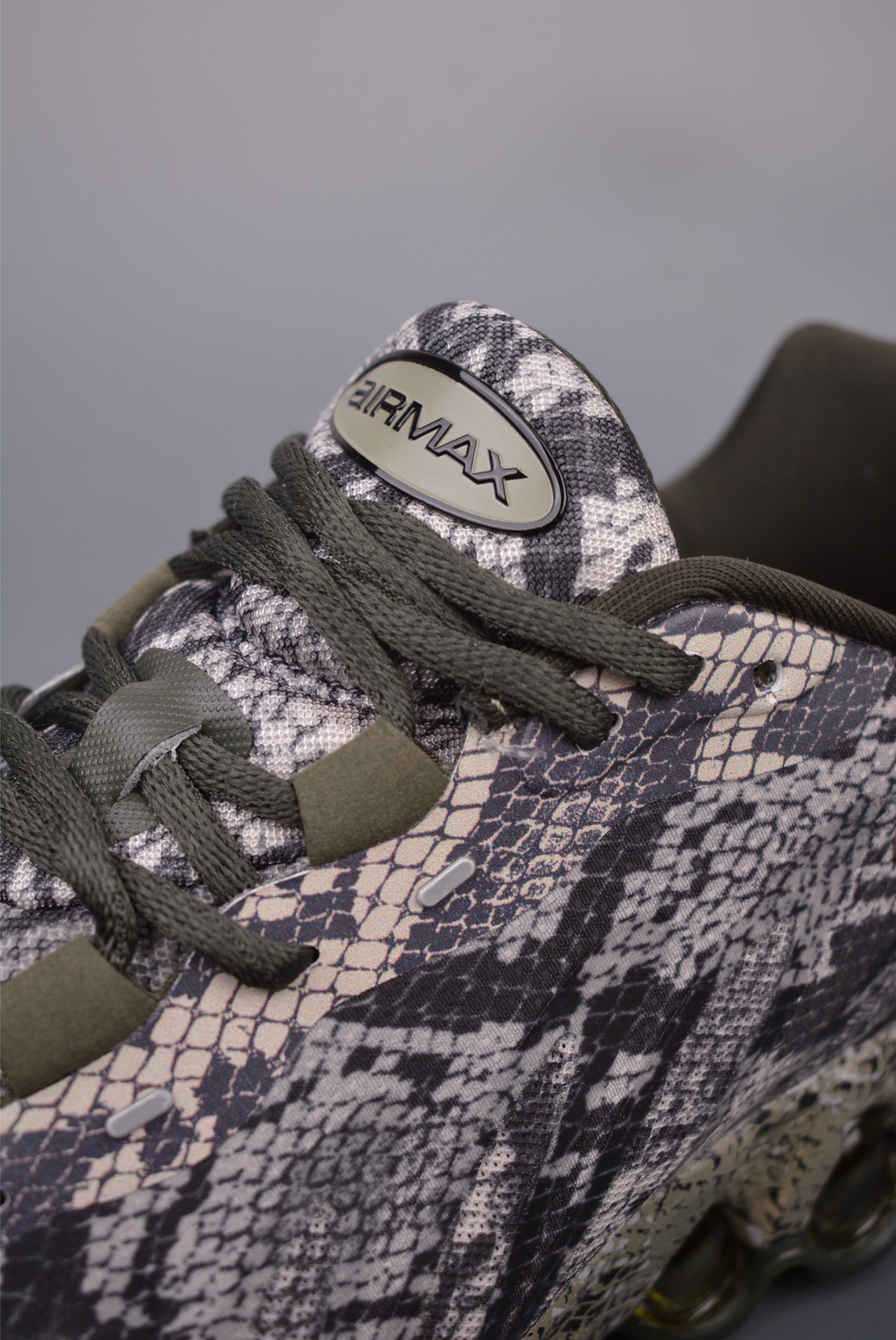 Nike Air Max DN8 Premium Snakeskin