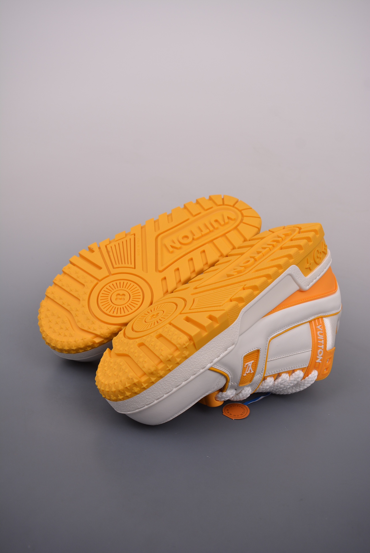Louis Vuitton Trainer Maxi Low Sneaker white and yellow 1ACPQL