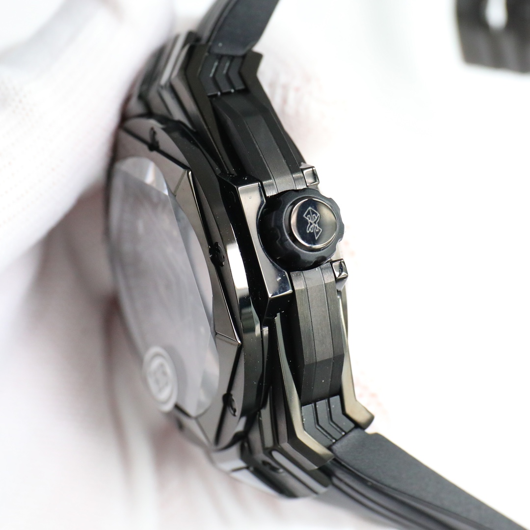 Hublot Big Bang Sang Bleu Ⅱ Tattoo Second Generation Watch