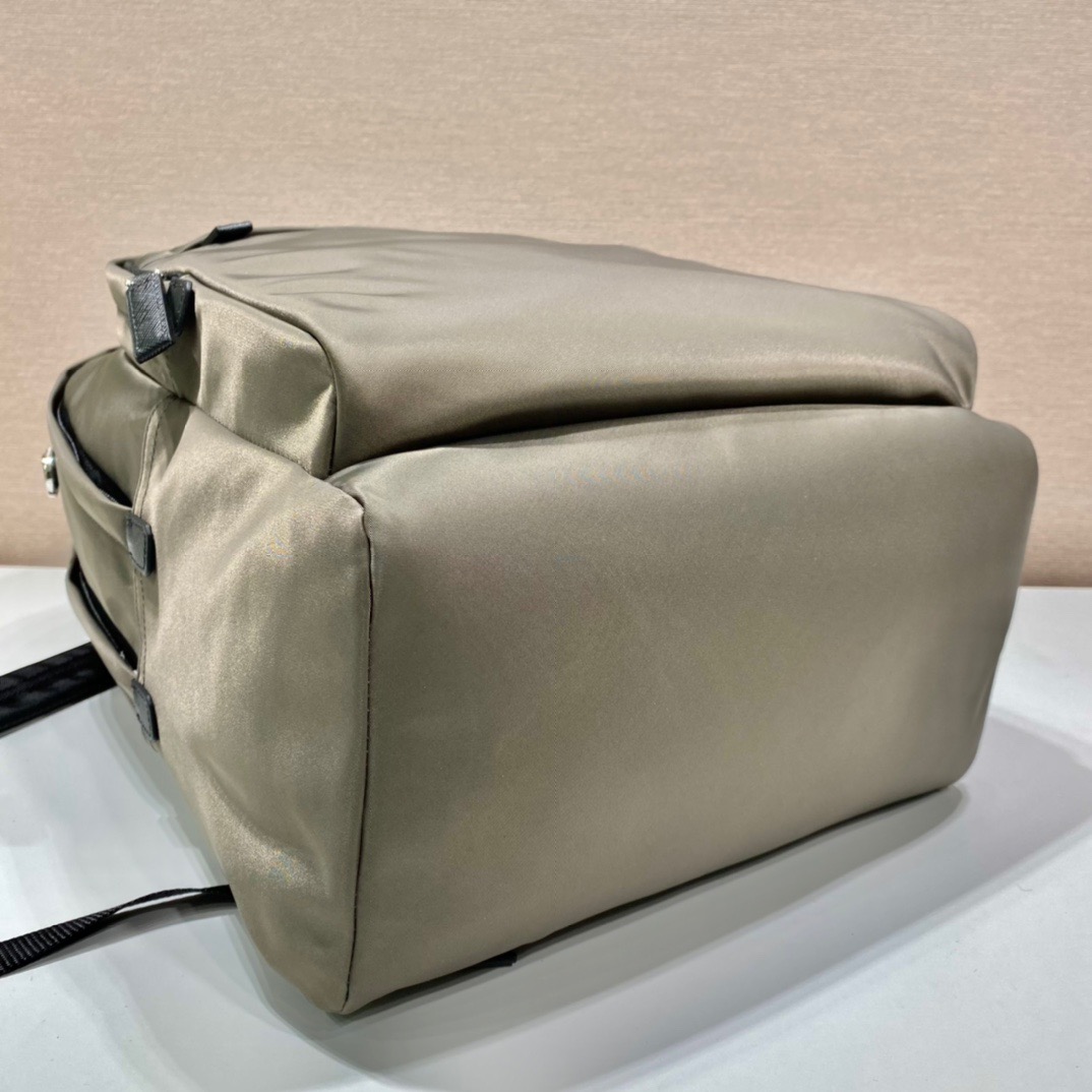 Prada Backpack 2VZ048