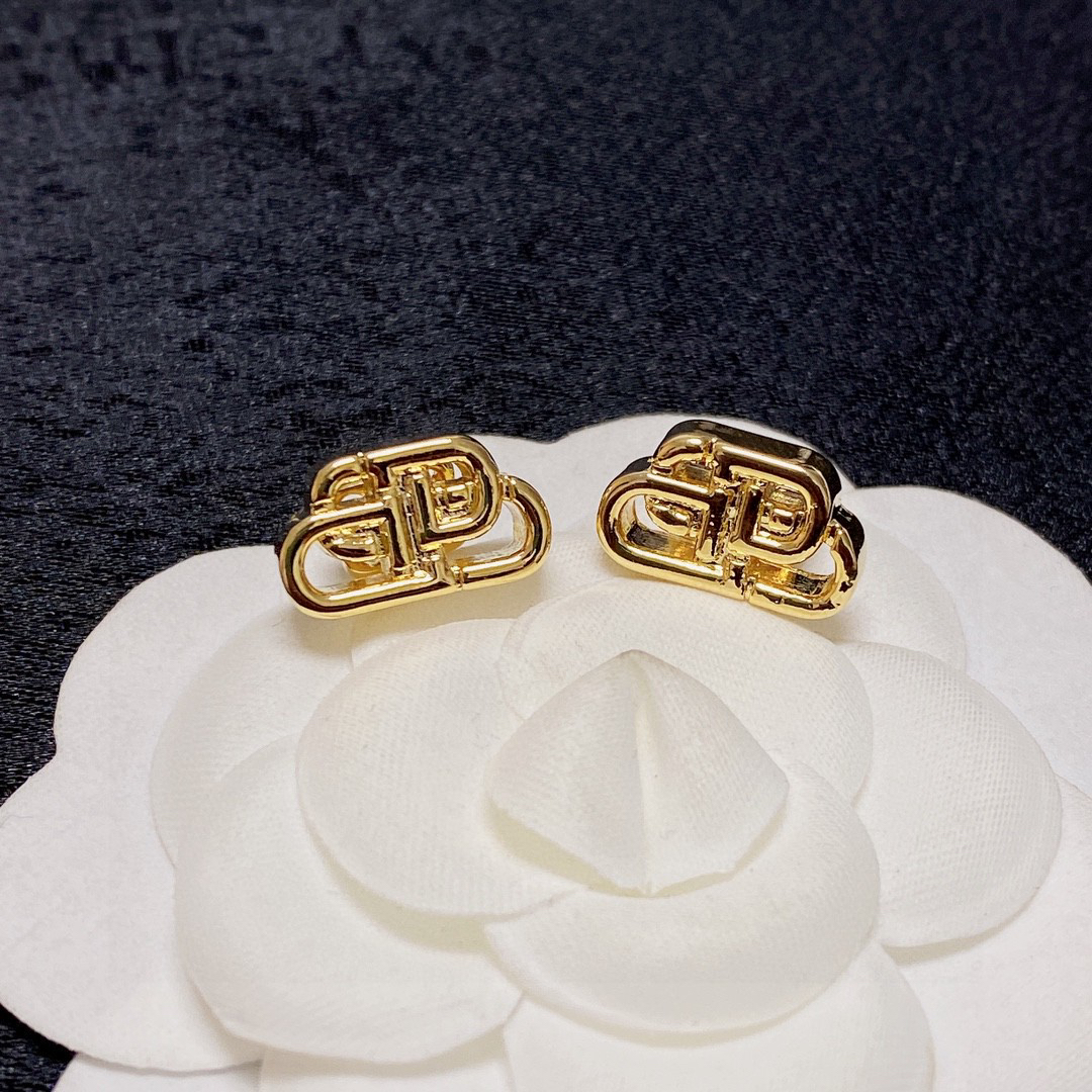 Balenciaga new BB small earrings