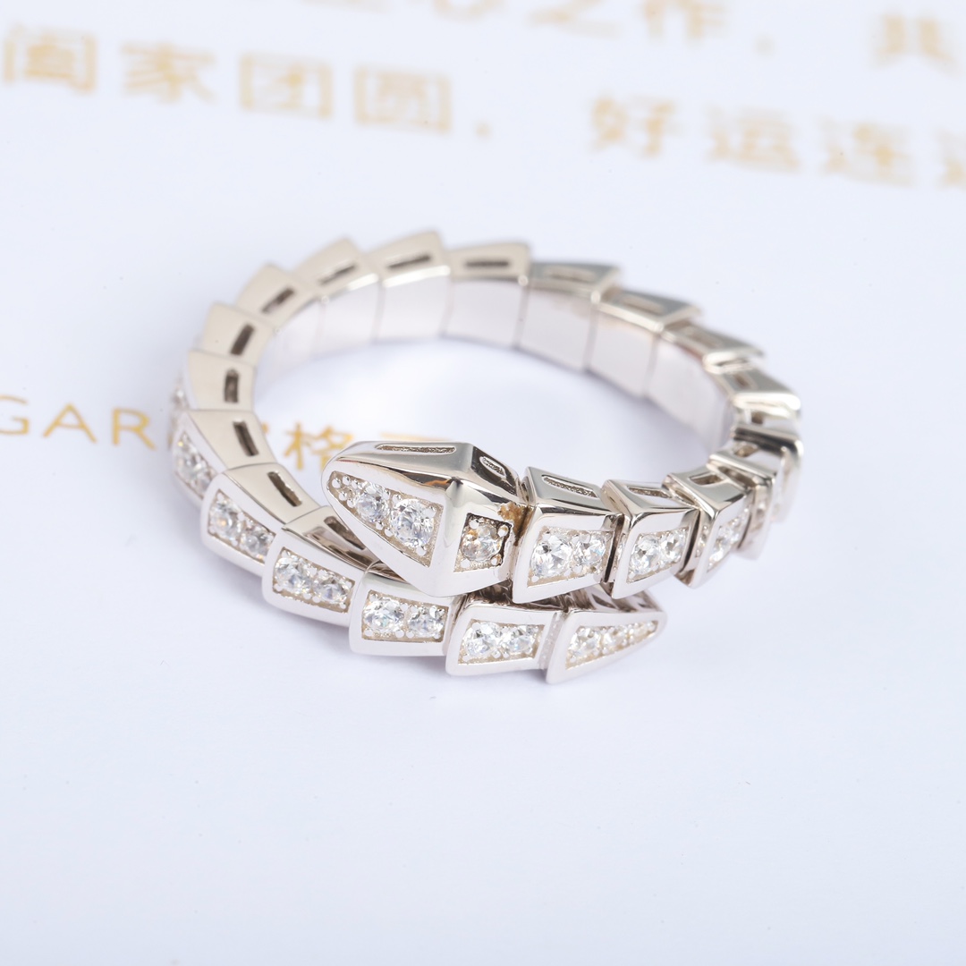 Bulgari full diamond snake bone ring