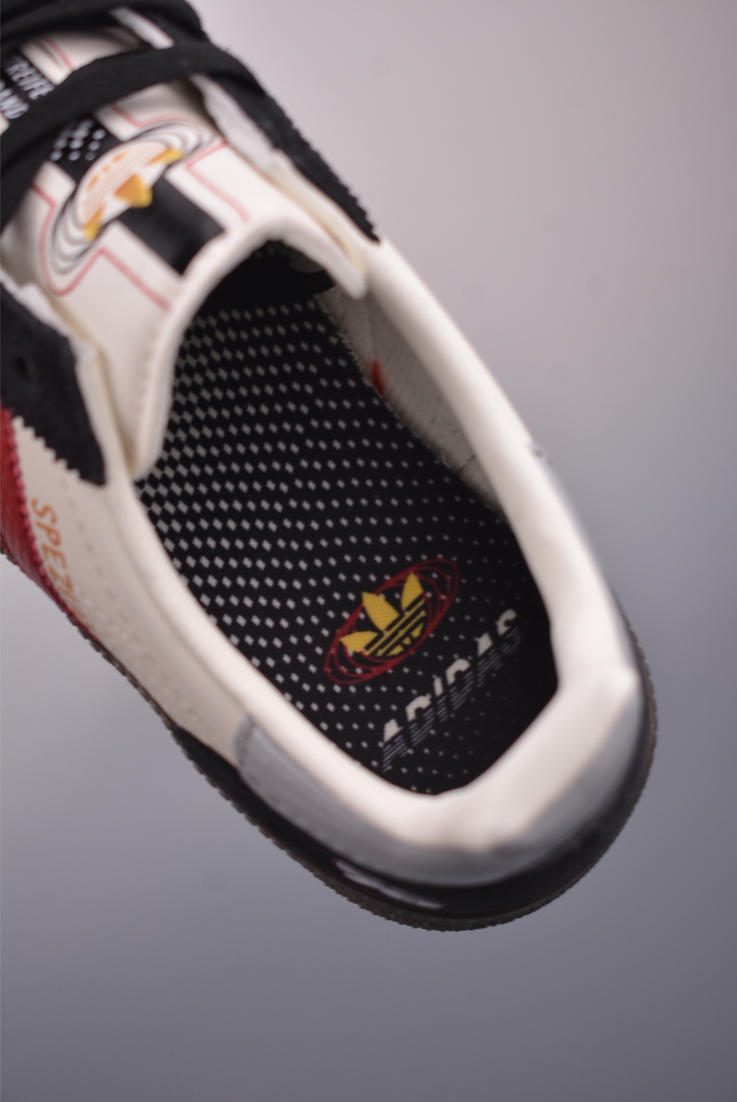 adidas Handball Spezial “Spezial 79 White Black Red”JQ8735