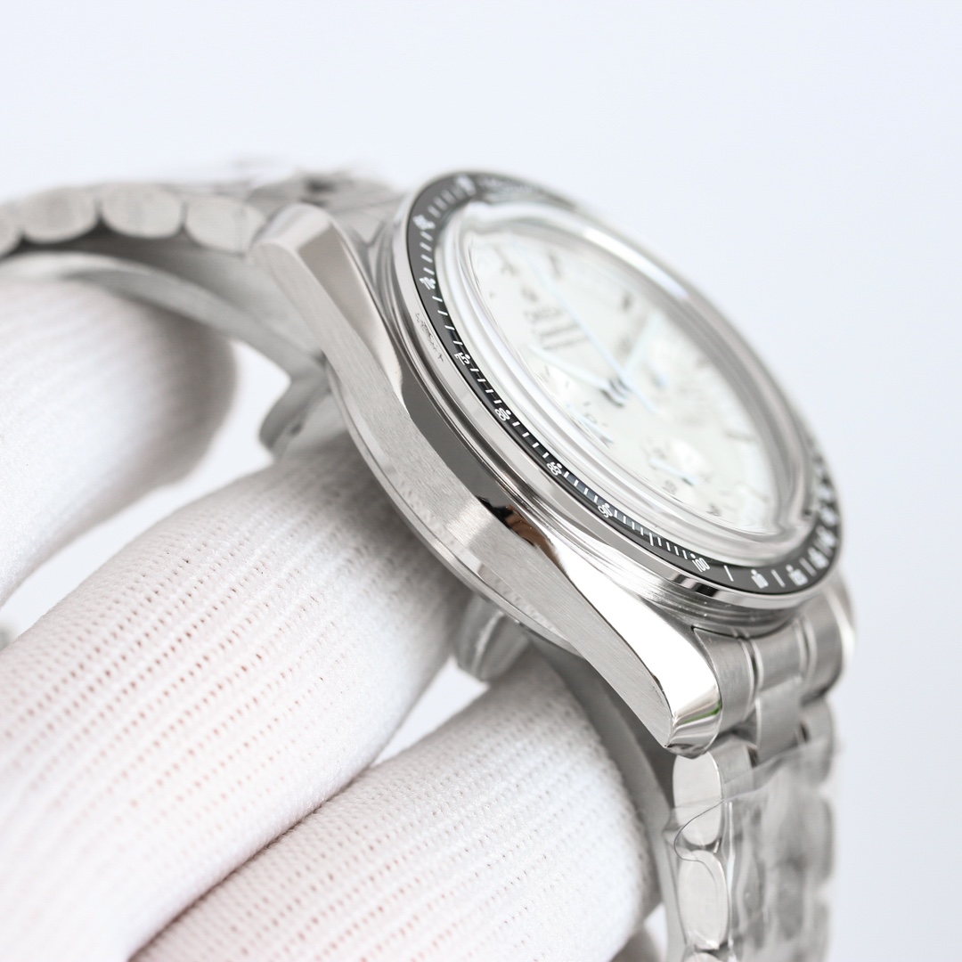 Omega Speedmaster 310.30.42.50.01.002