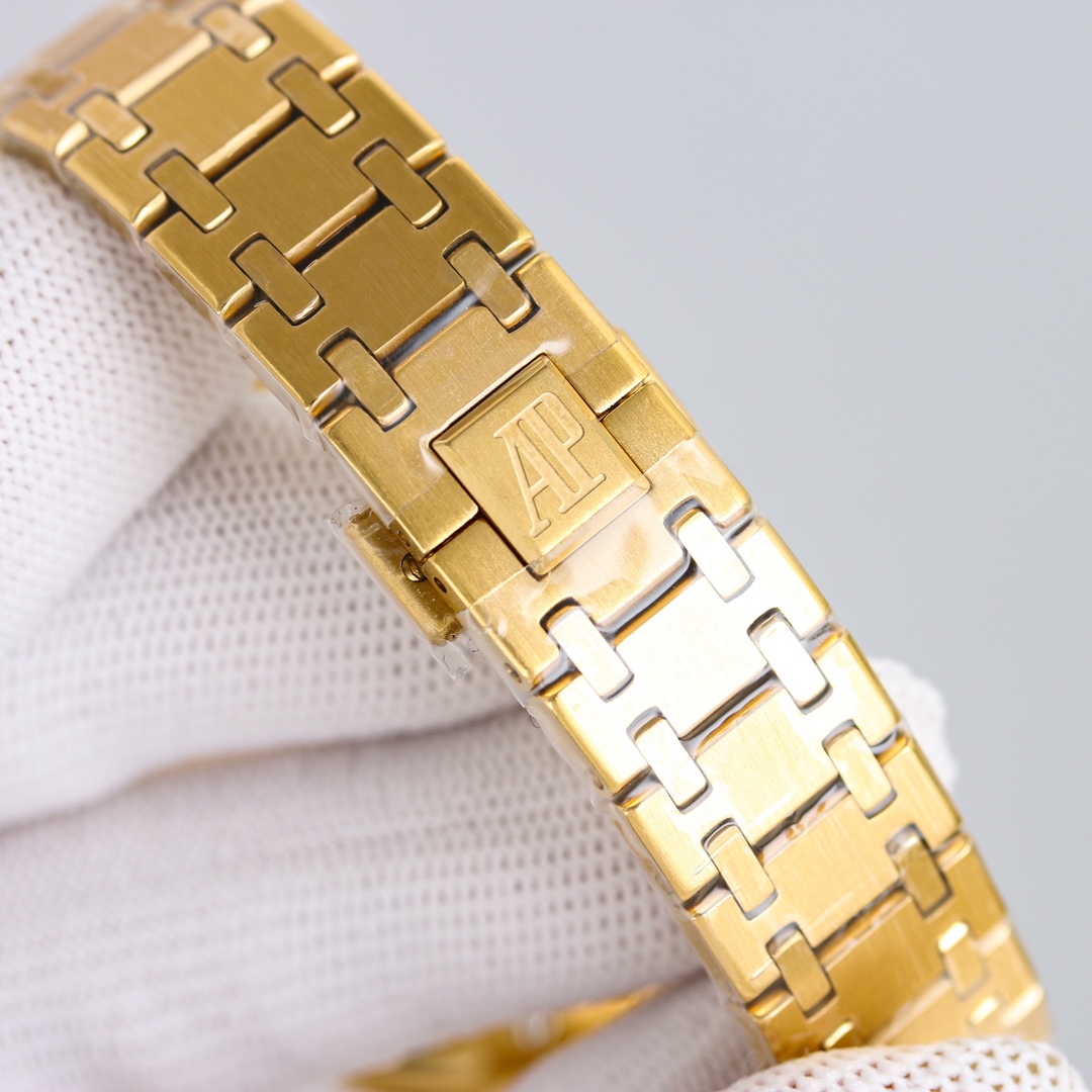 Audemars Piguet Royal Oak 15550BA.OO.1356BA.02
