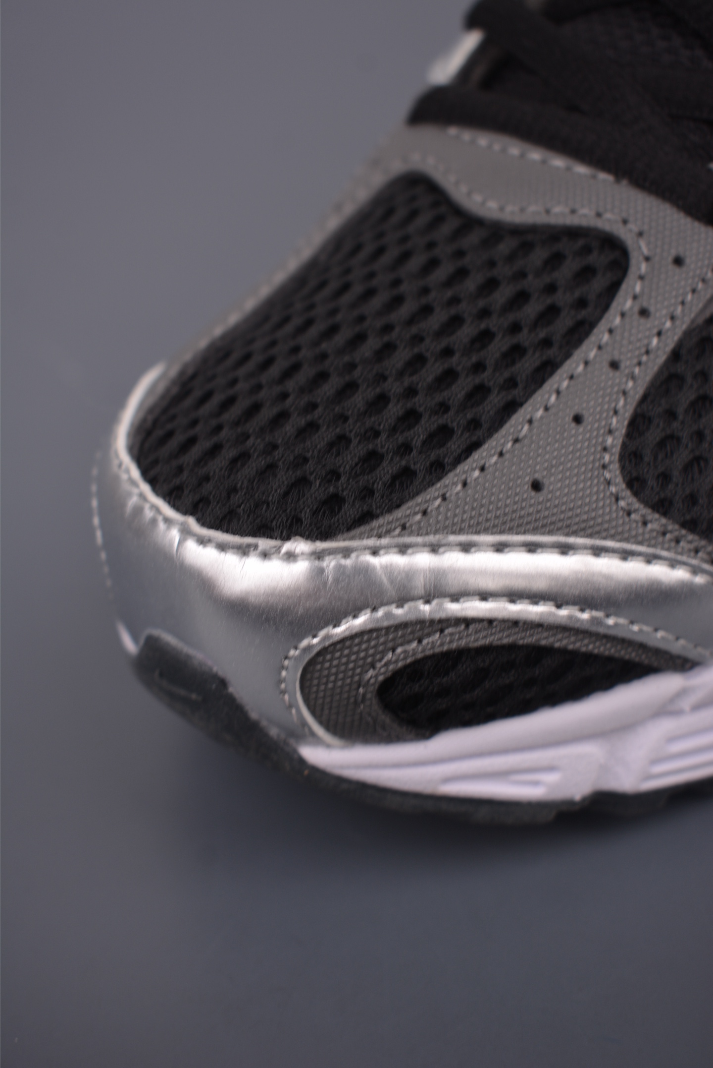 Nike V5 RNR 