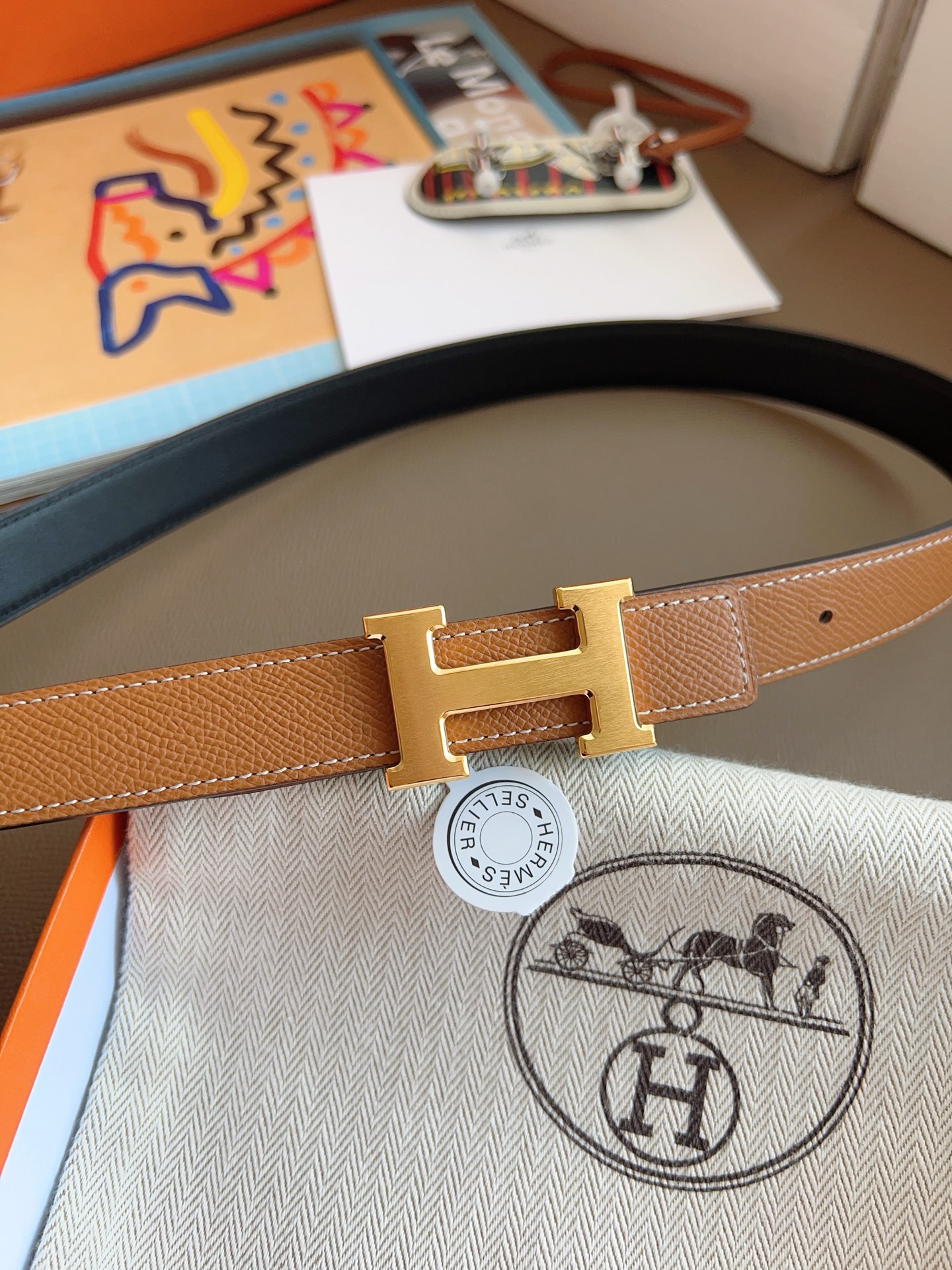 Hermès 2025 New Women's Double-Sided Belt 2.4cm Width