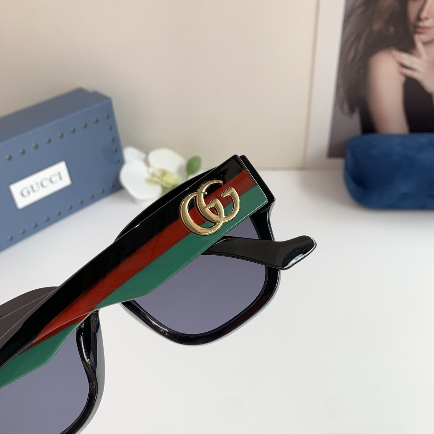Gucci Round Frame Sunglasses