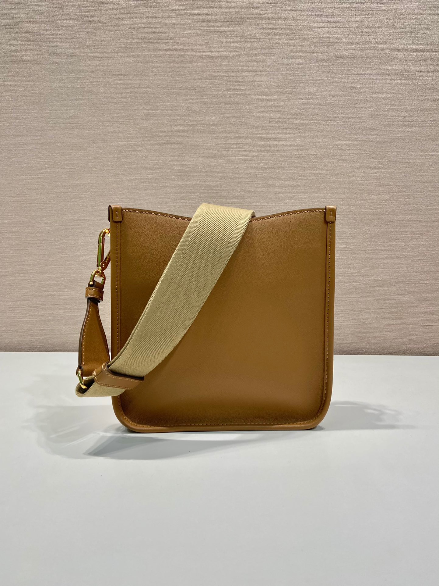 Prada tote shoulder bag 1BH220