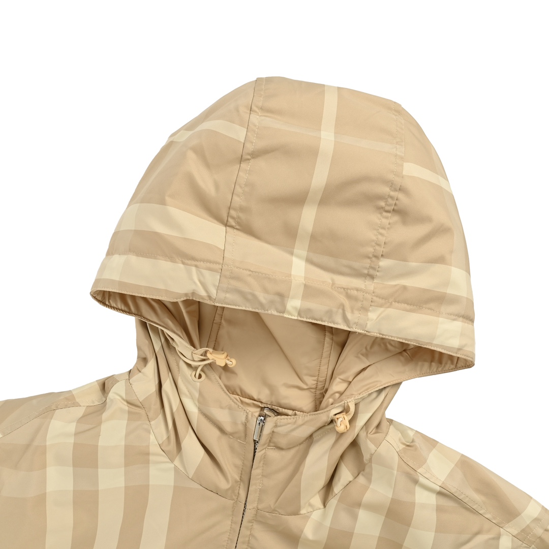 Burberry 24Fw plaid reversible quilted jacket