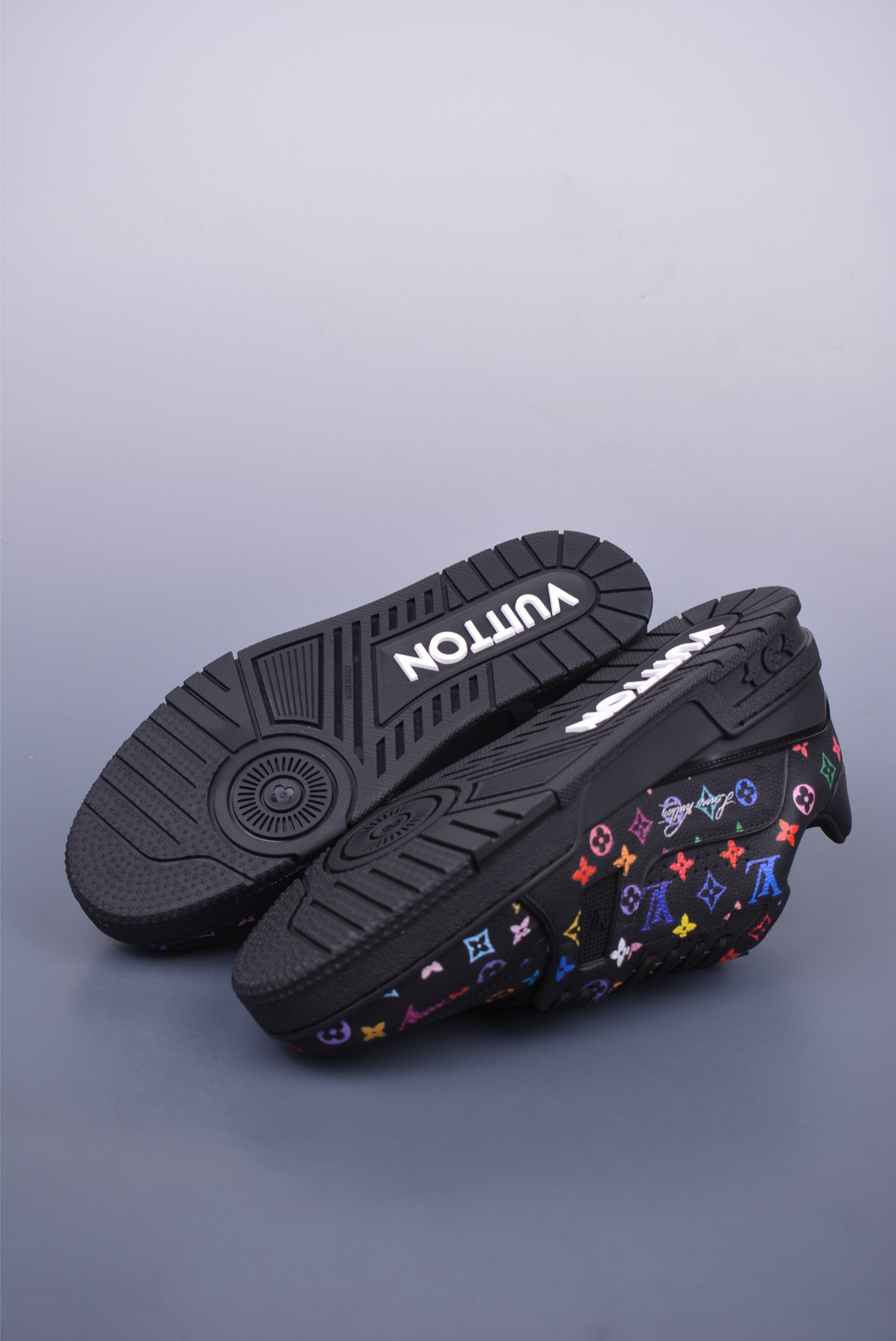 Murakami Takashi x Louis Vuitton Trainer Sneaker Low 