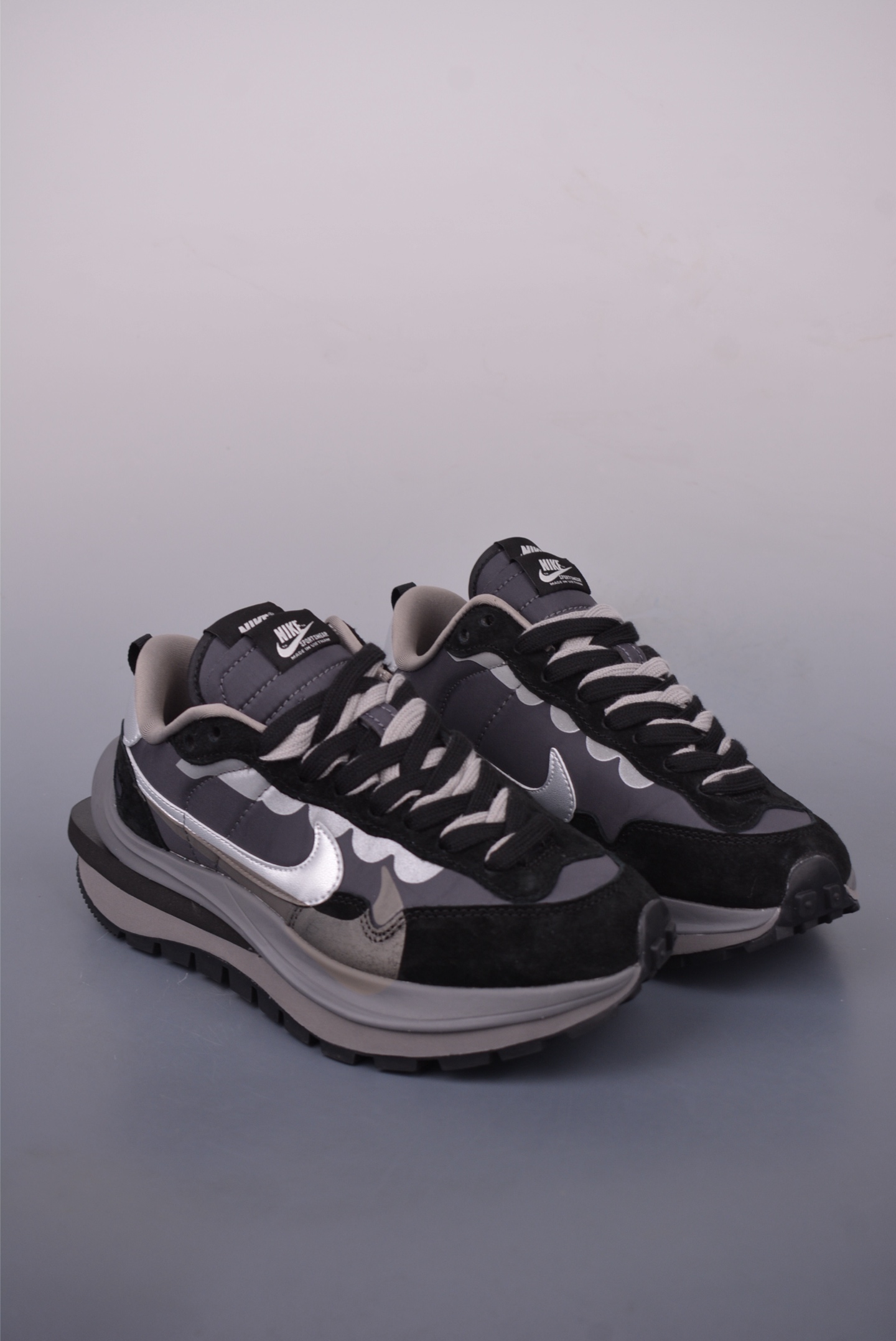 Sacai x Nike VaporWaffle 3.0 