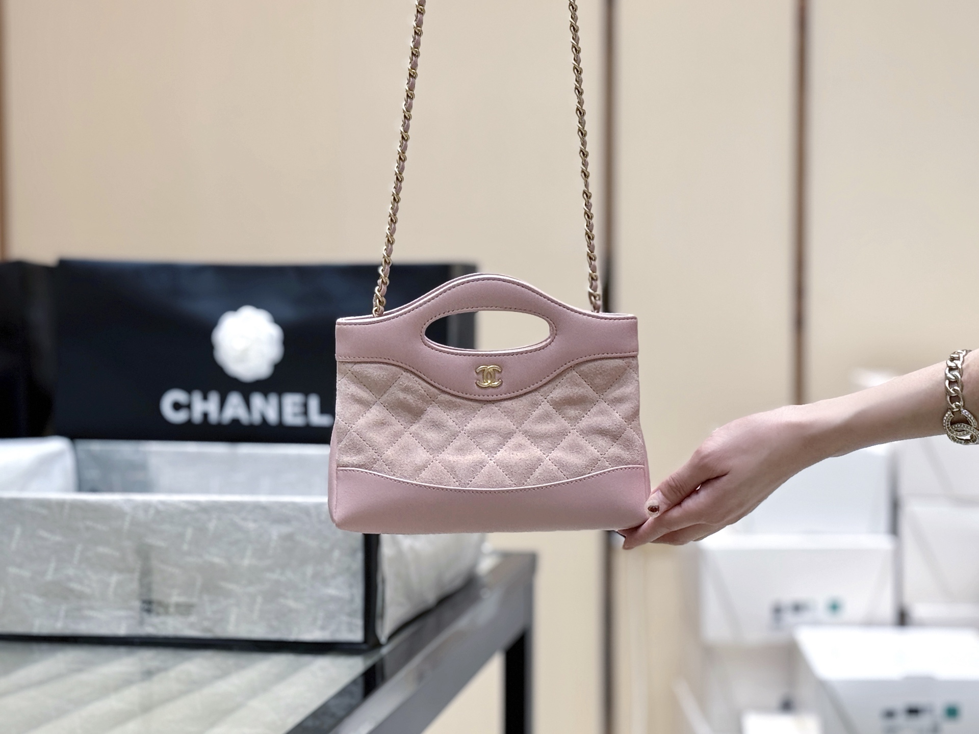 Chanel 25P Spring/Summer Preview Series 31nano Suede Handbag AP3656 00118