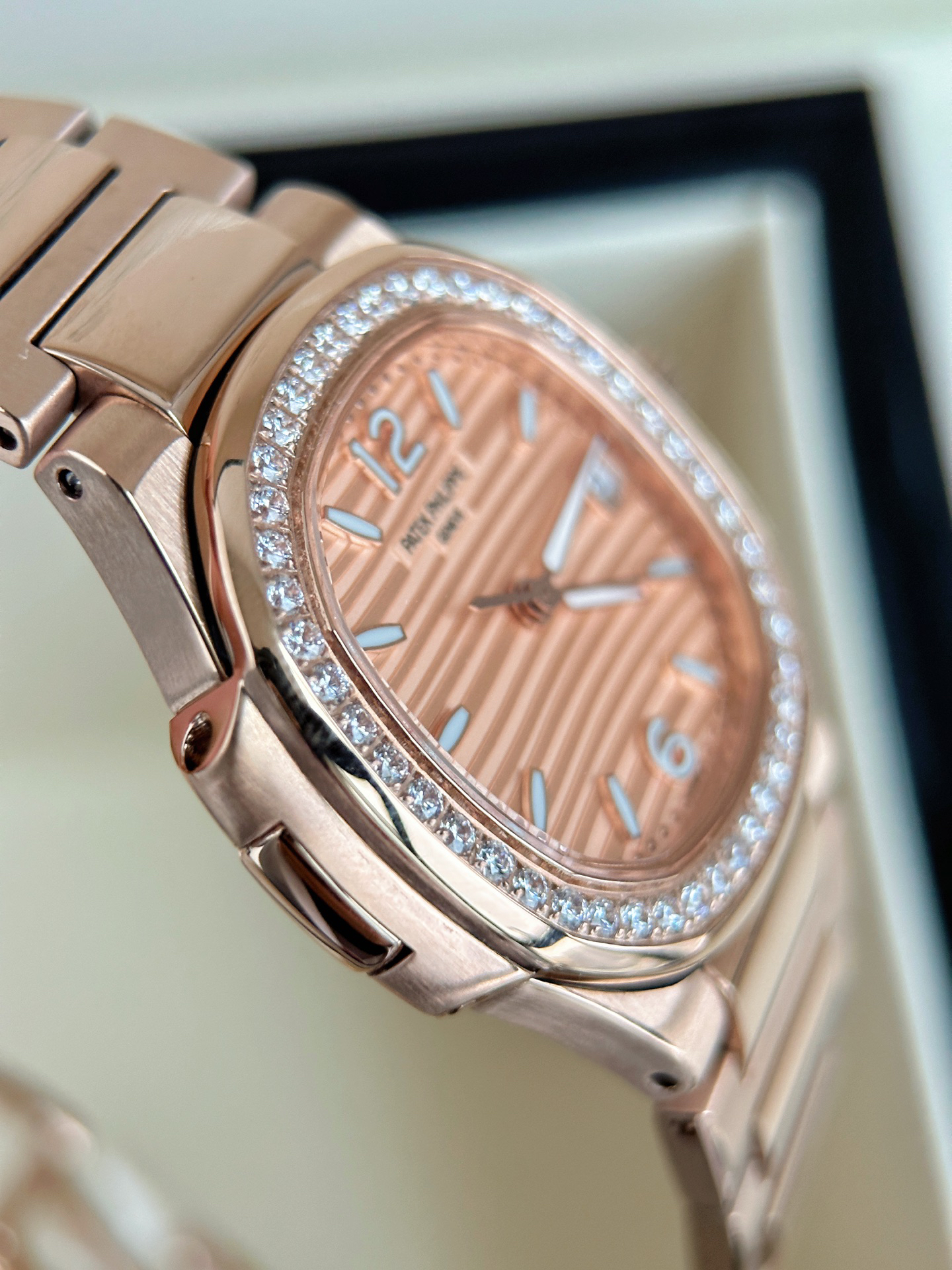 Patek Philippe PP Nautilus 7010 Series