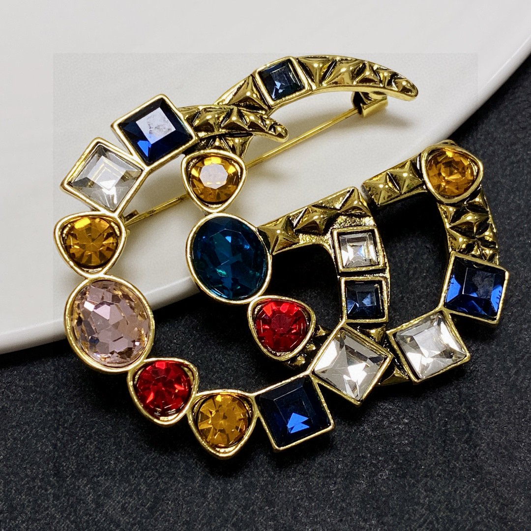 GUCCI colorful diamond brooch