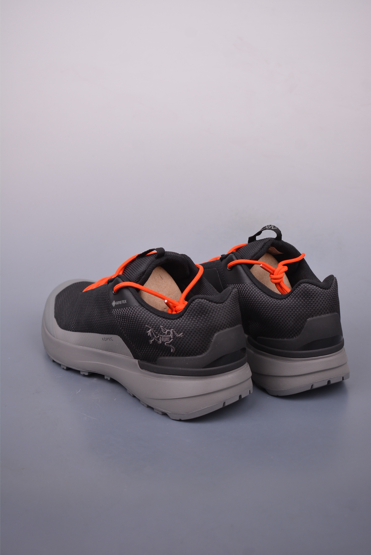 Arc'teryx Kopec GTX Hiking Shoes Black Gray Orange X000009208