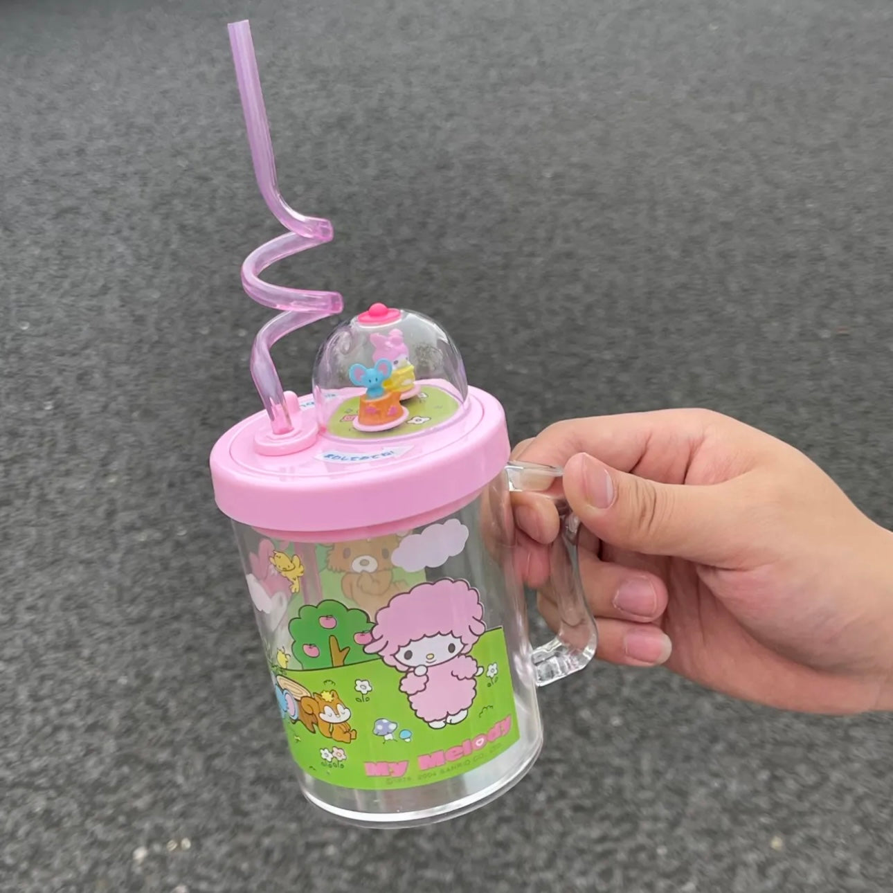 Sanrio Top Swivel Cups Plastic With Lids & Straws
