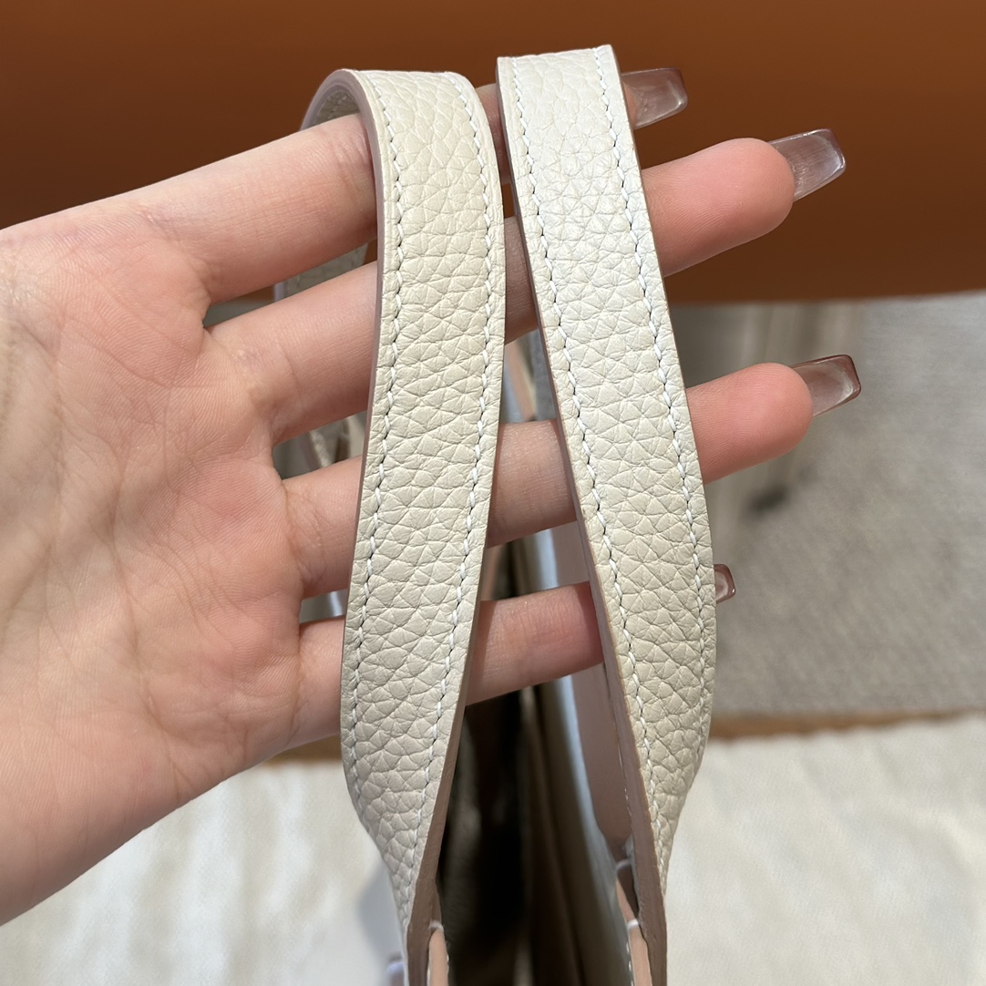Hermès Halzan 10Craie Handbag (Handmade to Order)