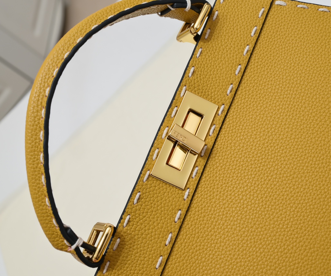 FENDI ekaboo ISeeU medium handbag 3310