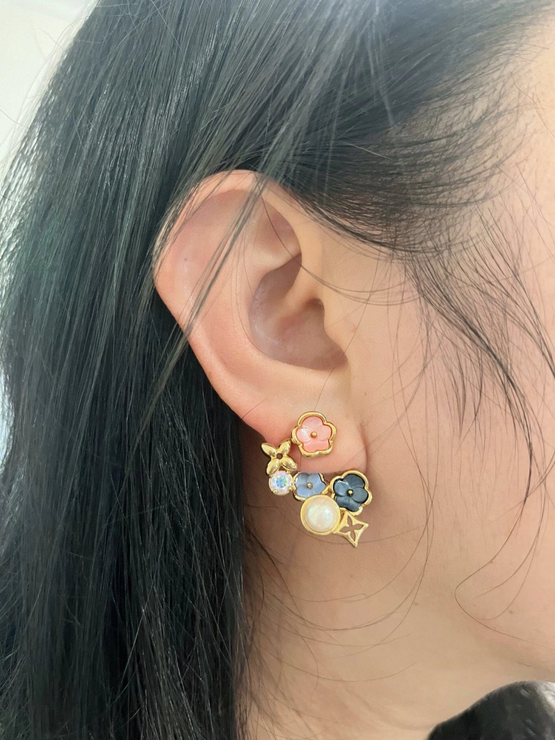 Louis Vuitton Flower Earrings