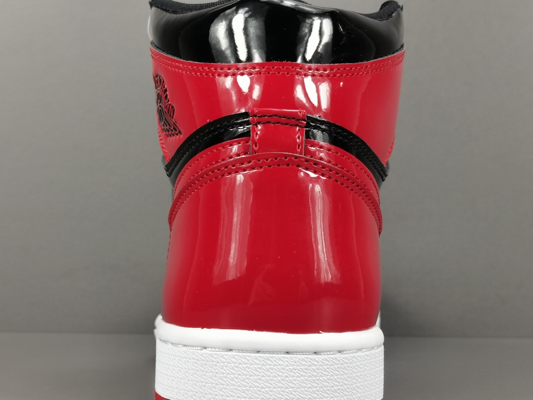 Nike Air Jordan 1 Retro High OGWide Patent 555088-063