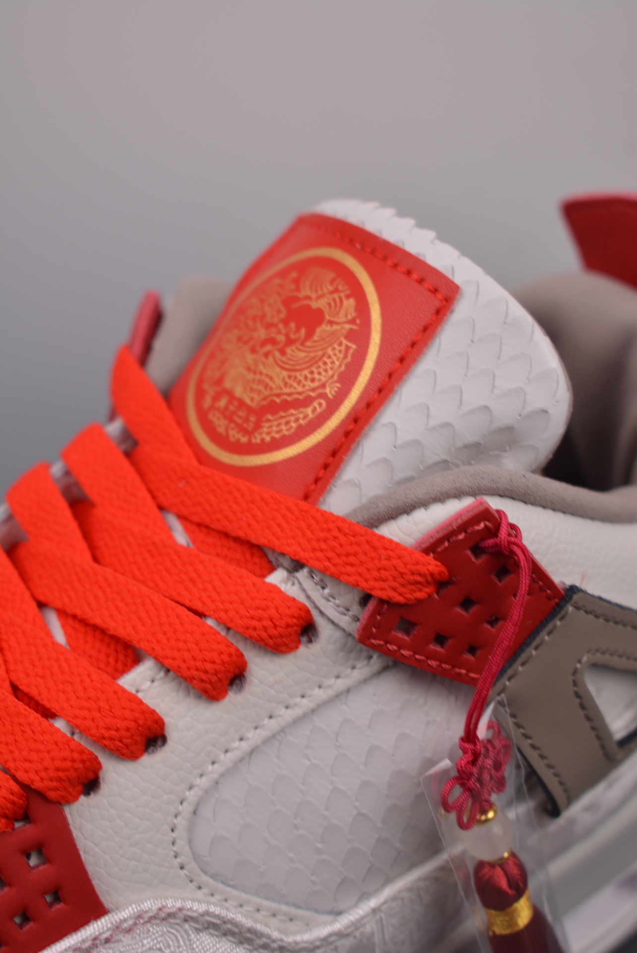 Air Jordan 4 Retro Year of the Dragon 311046-160