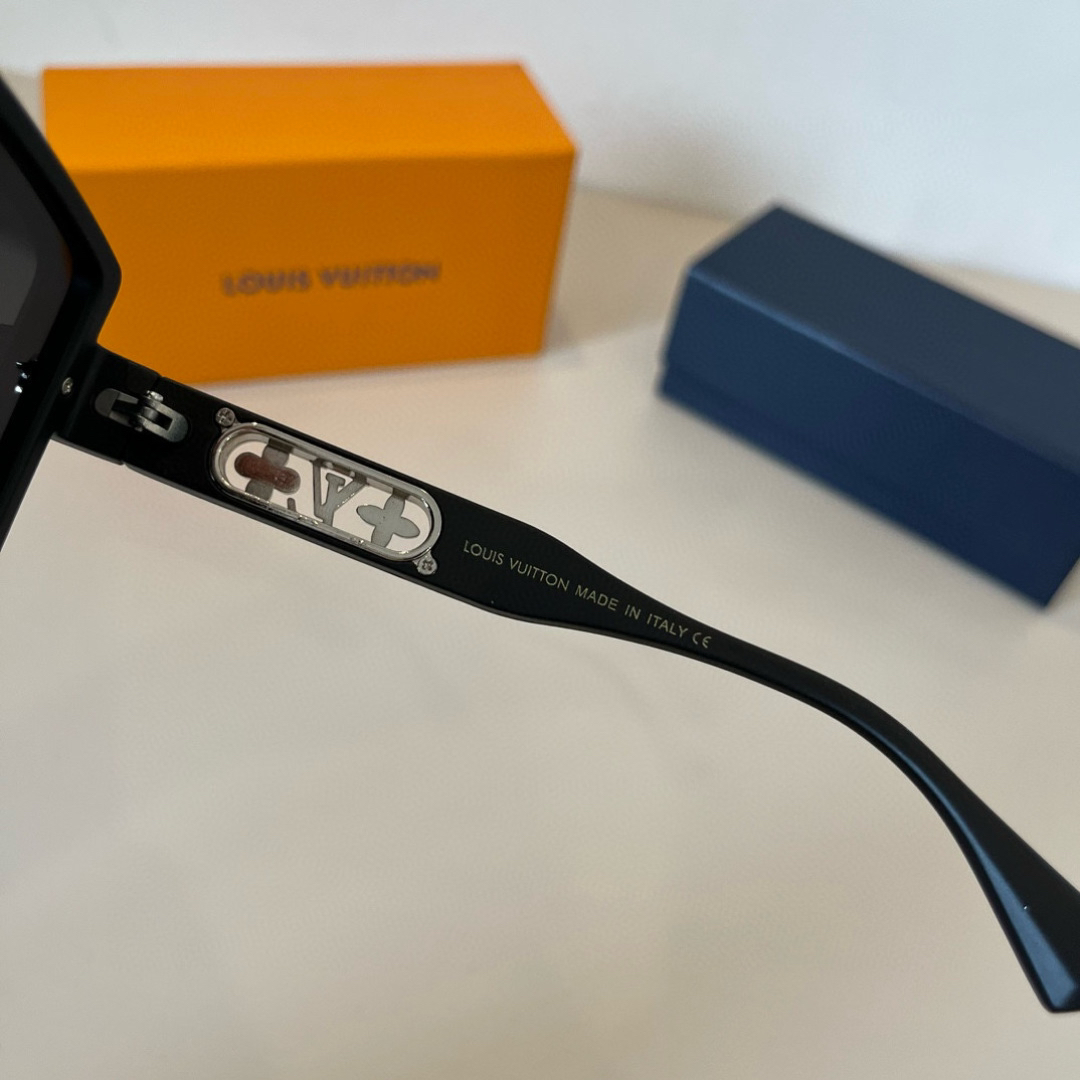 Louis Vuitton Square Frame Sunglasses