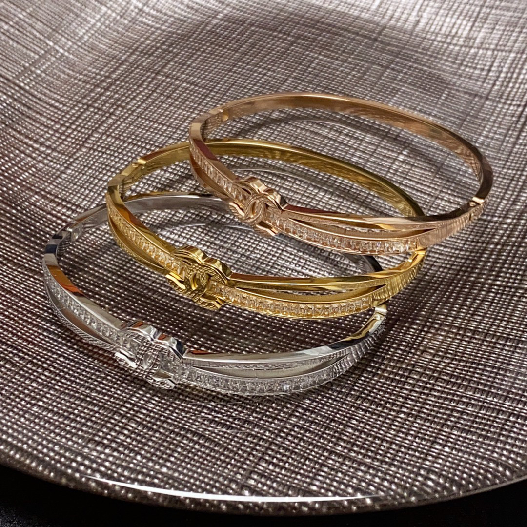 Chanel micro diamond bracelet